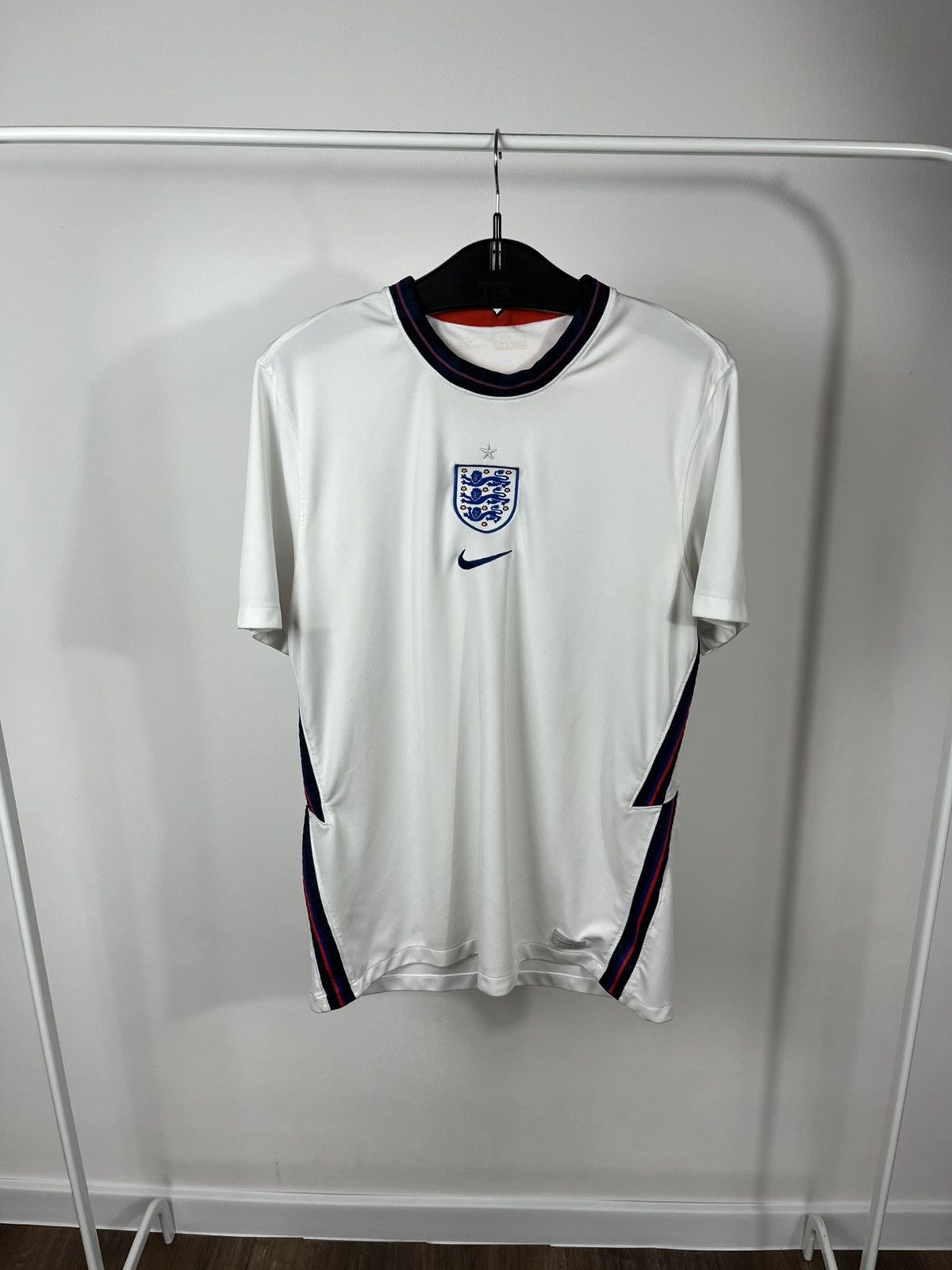 Nike Nike England Dri Fit Home Soccer Jersey White Shirt Size L Size US L / EU 52-54 / 3 - 1 Thumbnail