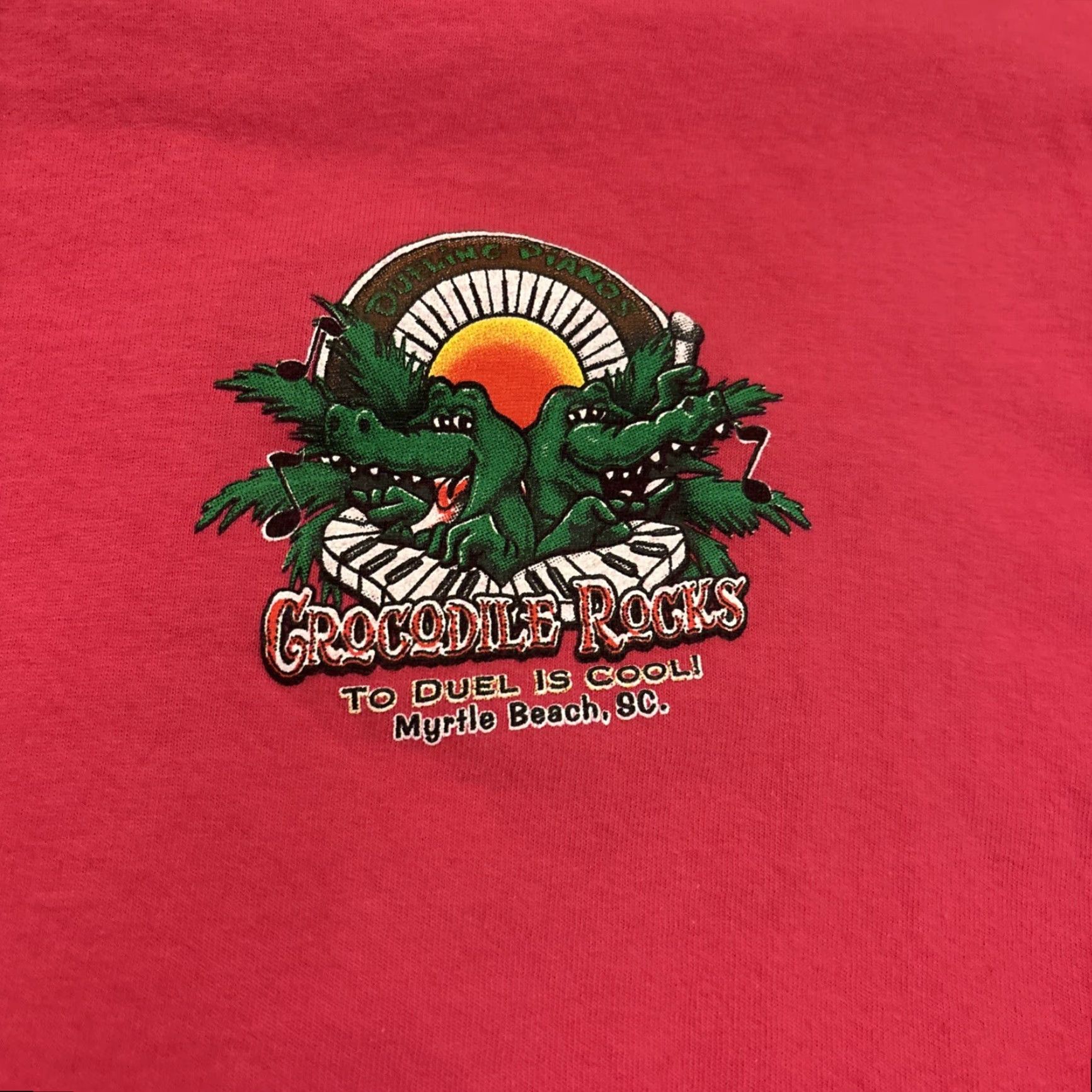 Pinko VINTAGE CROCODILE ROCKS DUELING PIANOS BAR MYRTLE BEACH SC T-Shirt XL Pink Mens Size US XL / EU 56 / 4 - 2 Thumbnail
