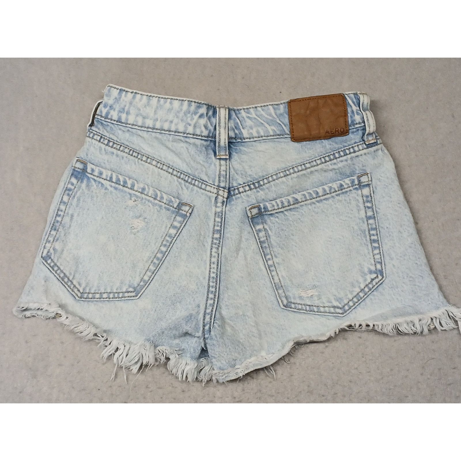 Aeropostale Aeropostle (000) Womens Vintage Mom Short Light Denim Shorts Size 24" / US 00 / IT 34 - 8 Thumbnail
