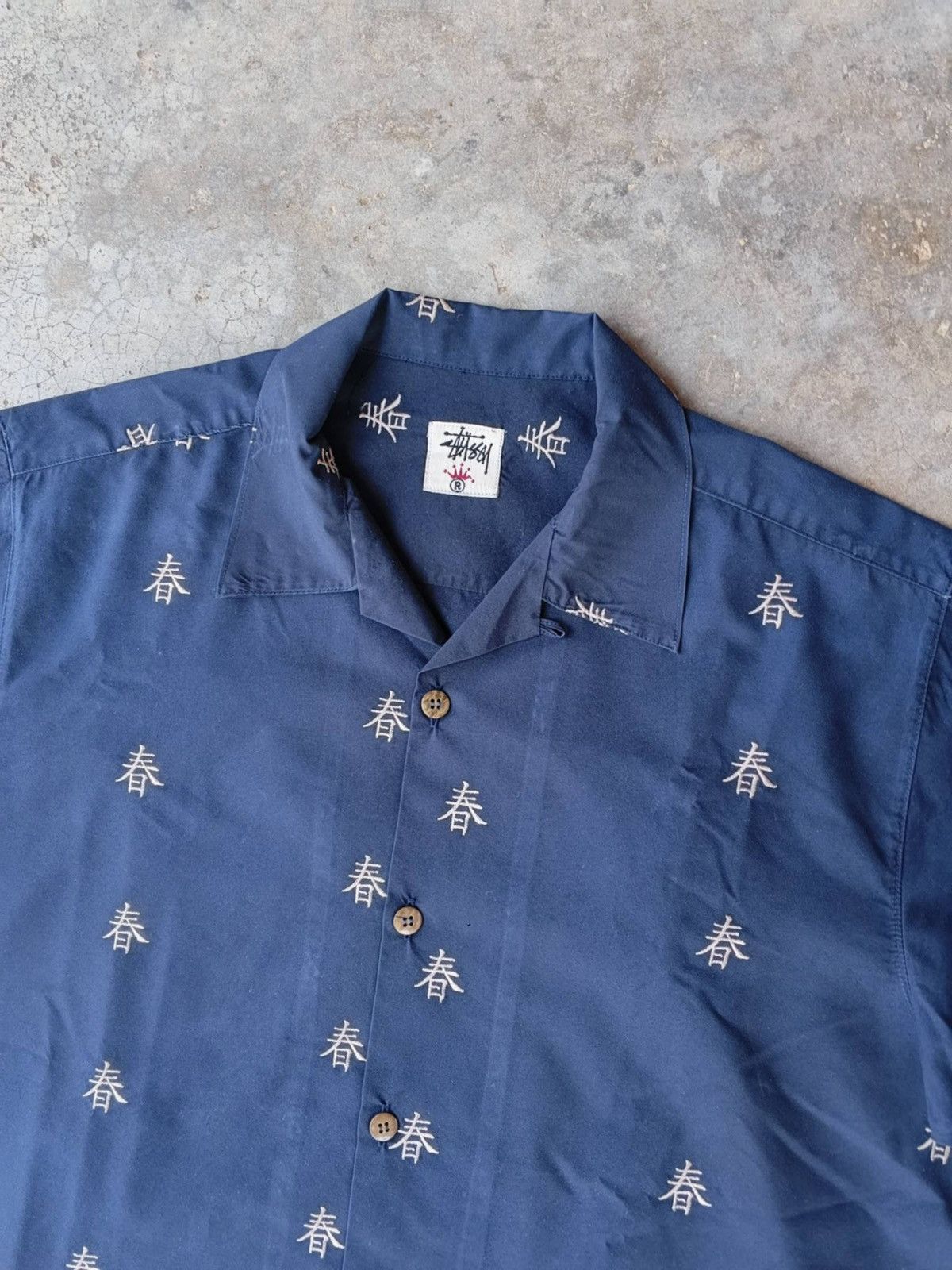 Stussy Vintage RARE 90s STUSSY Chinese Wording Open Collar Shirt Size US XL / EU 56 / 4 - 4 Thumbnail