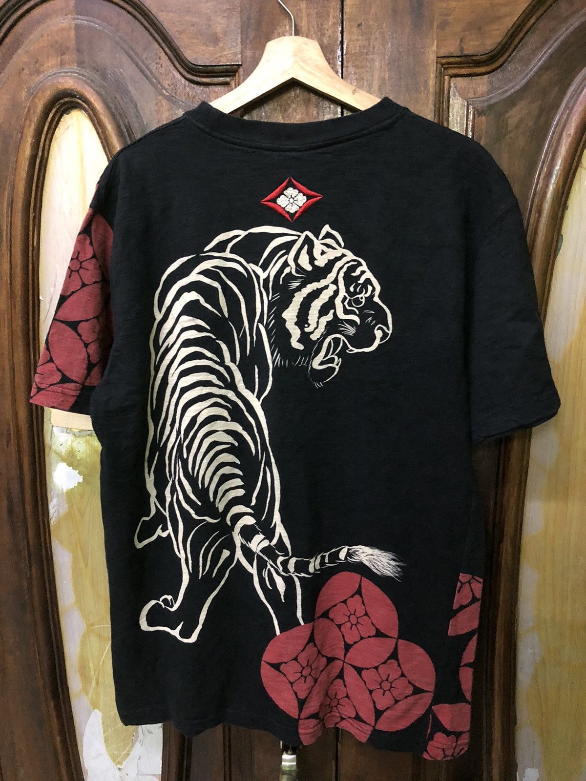 Bullet Noise Vintage Sukajan Angry Tiger Rare Shirt Tee Size US L / EU 52-54 / 3 - 11 Thumbnail