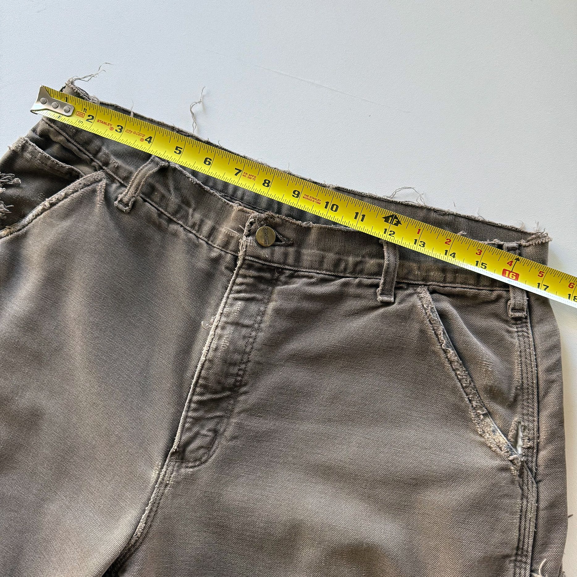 Carhartt 1990s Carhartt Distressed Blanket Lined Cargo Pants Size US 34 / EU 50 - 14 Thumbnail