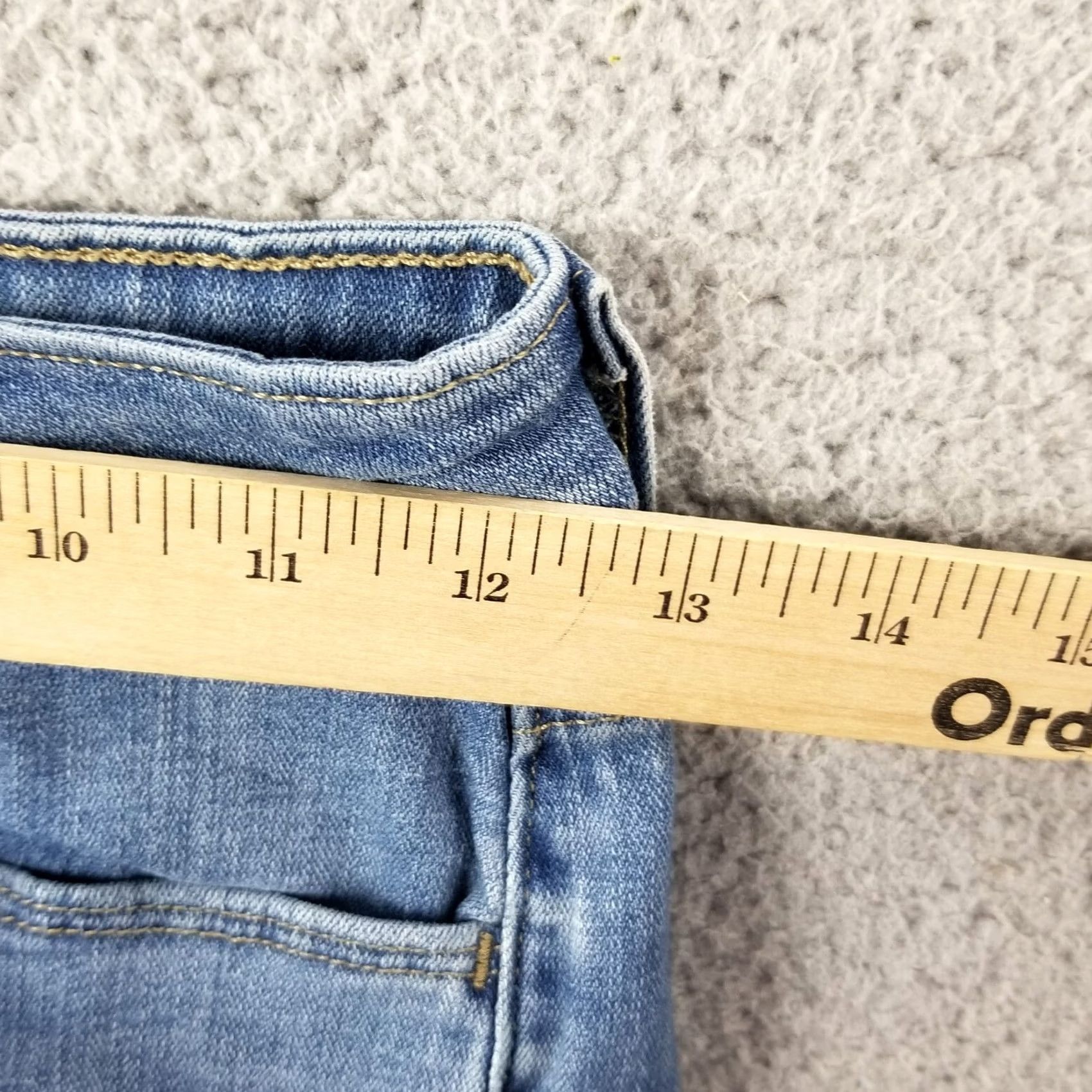 Levi's Levi's 535 Jeans Women Skinny Low Rise Light Wash Denim Stretch 25 NY 24x29 Denim Size 42" / US 20 - 4 Thumbnail