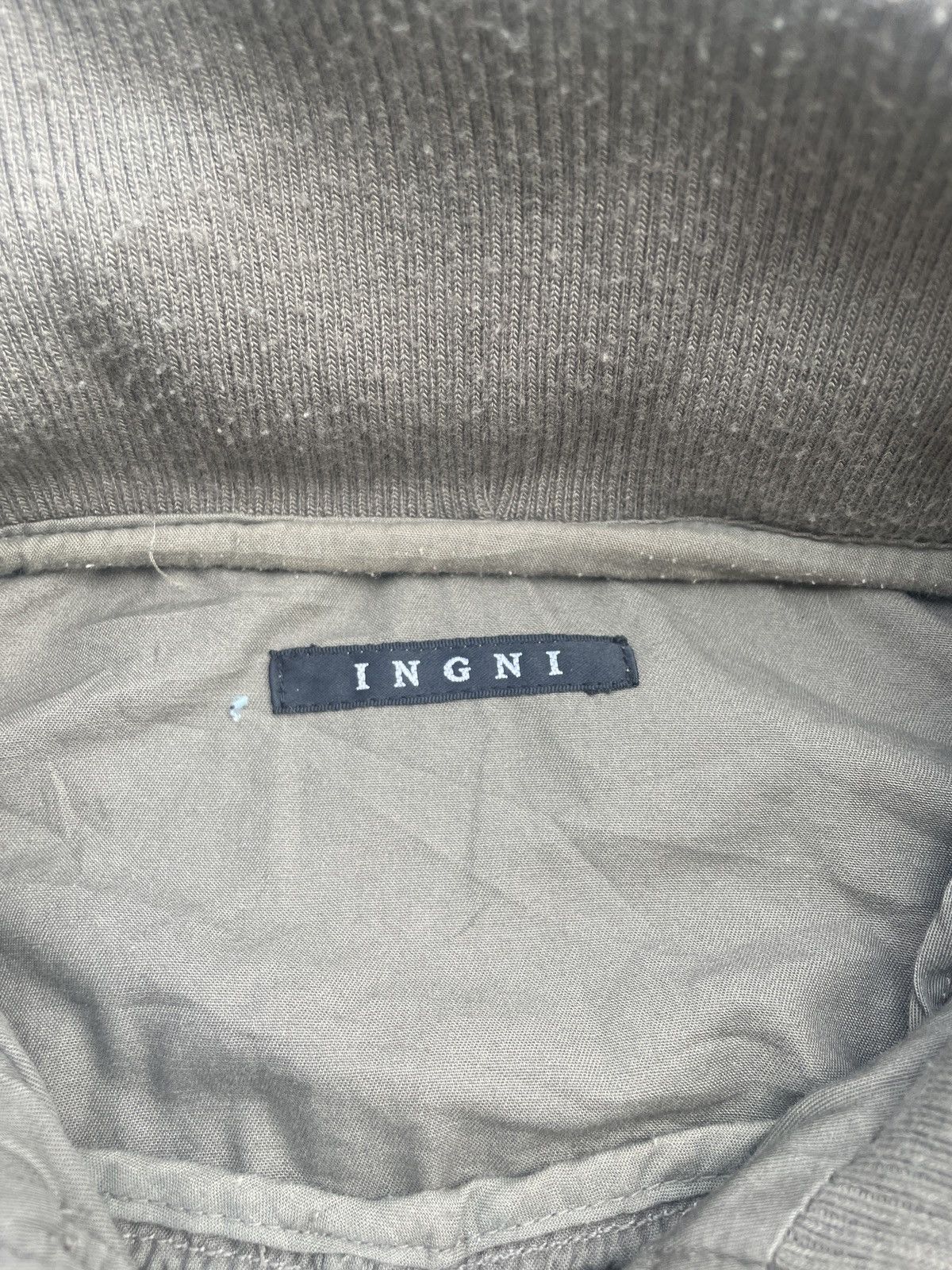 Japanese Brand 2000s japanese brand ingni bono hood millitary parachute Size US S / EU 44-46 / 1 - 3 Thumbnail