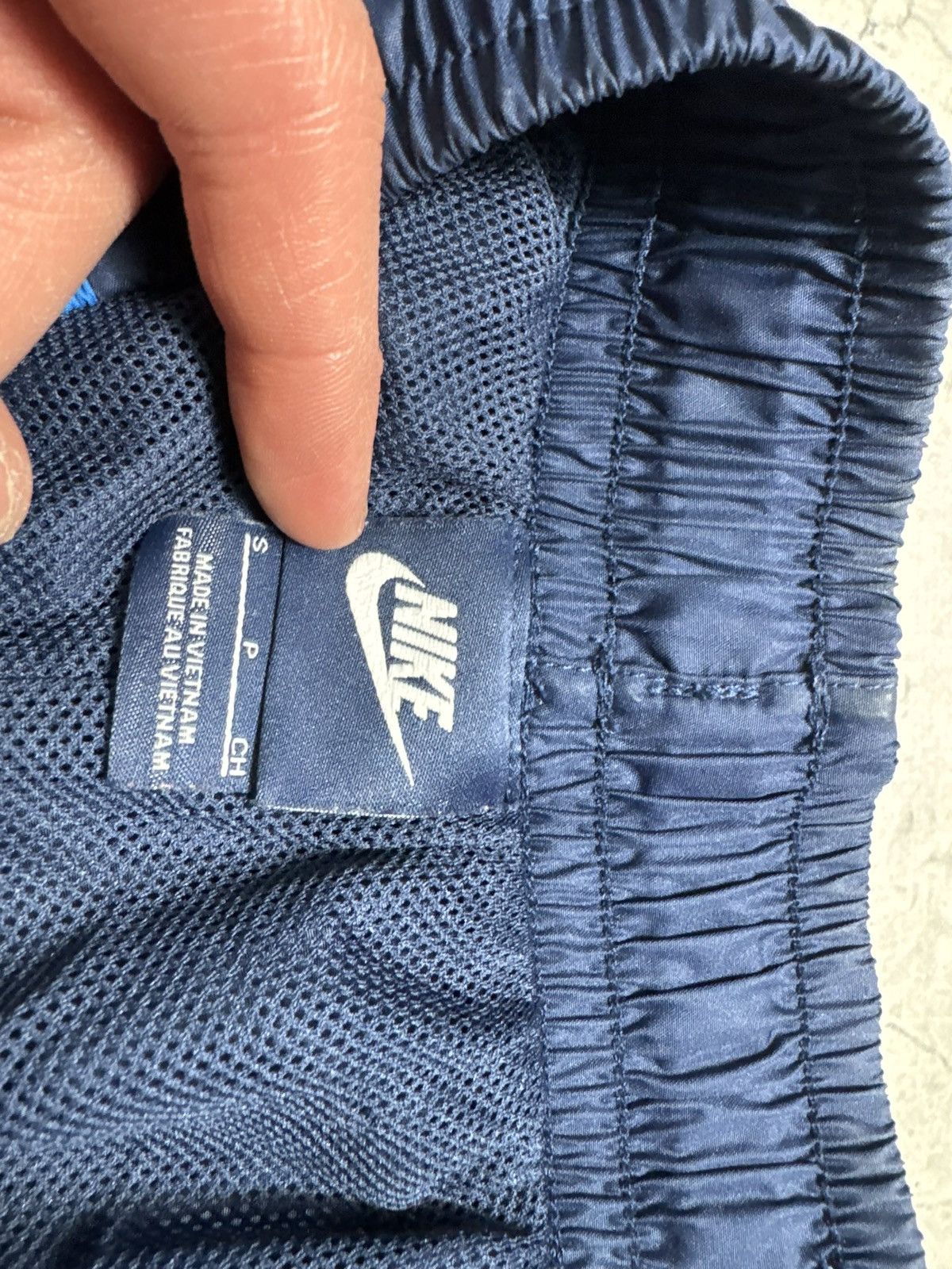 Nike Nike Vintage Nylon Track Suit Jacket & Pants Size S Blue Size US S / EU 44-46 / 1 - 13 Thumbnail