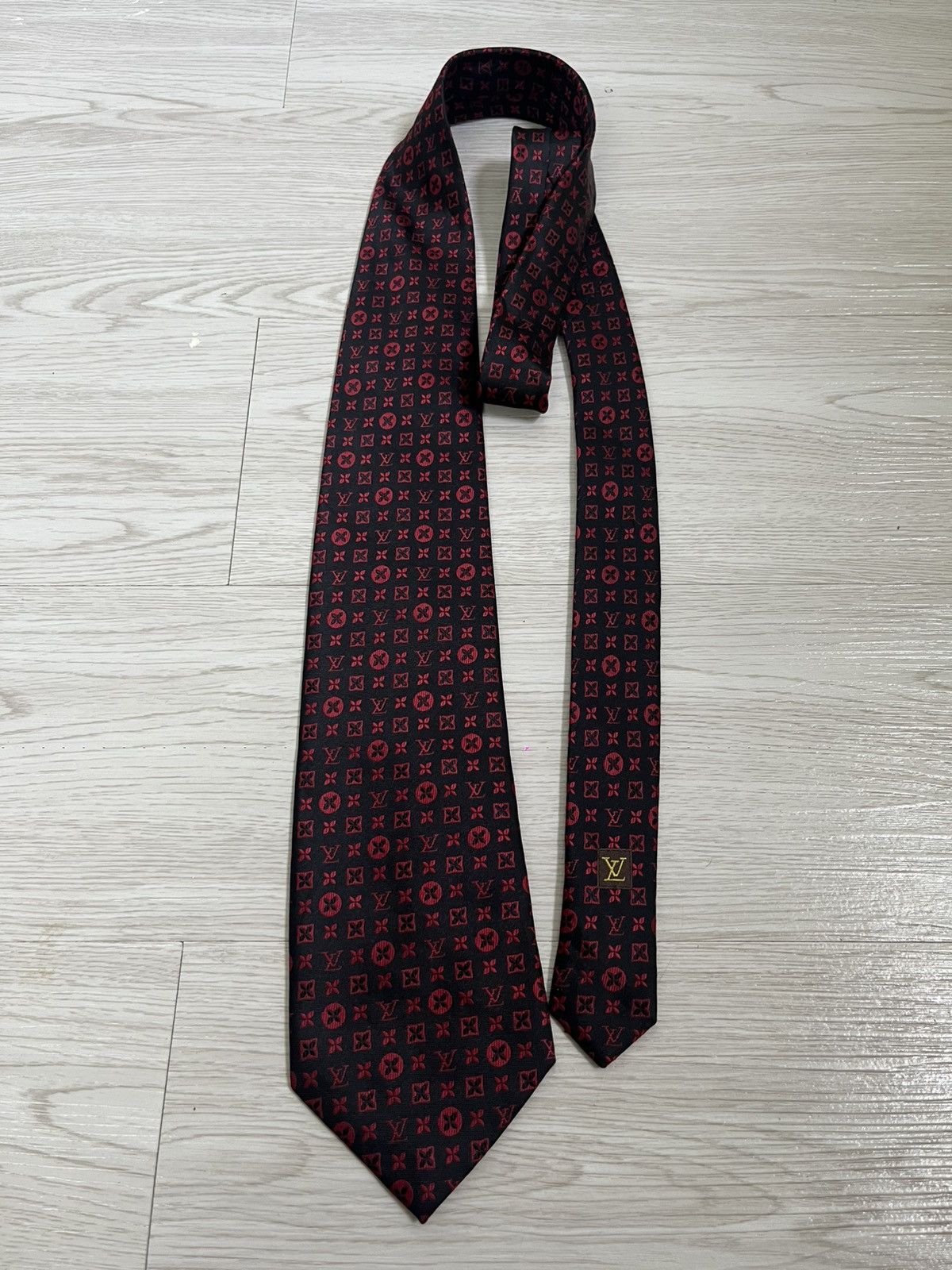 Louis Vuitton Louis Vuitton Classic Monogram Silk Tie Size ONE SIZE - 1 Thumbnail