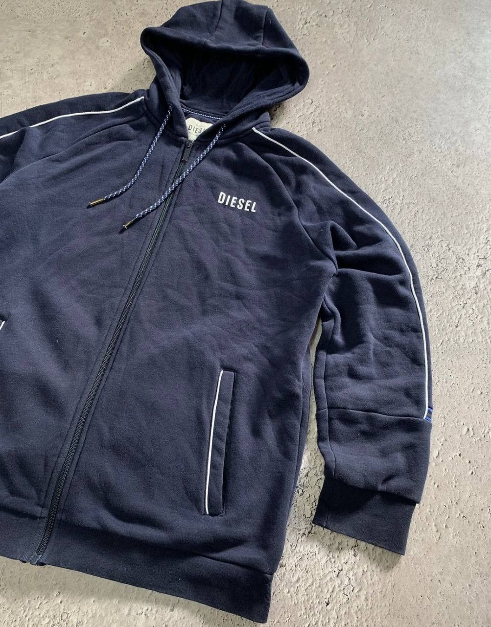 Diesel Diesel Zip Hoodie Vintage Streetwear Y2K Size US L / EU 52-54 / 3 - 4 Thumbnail