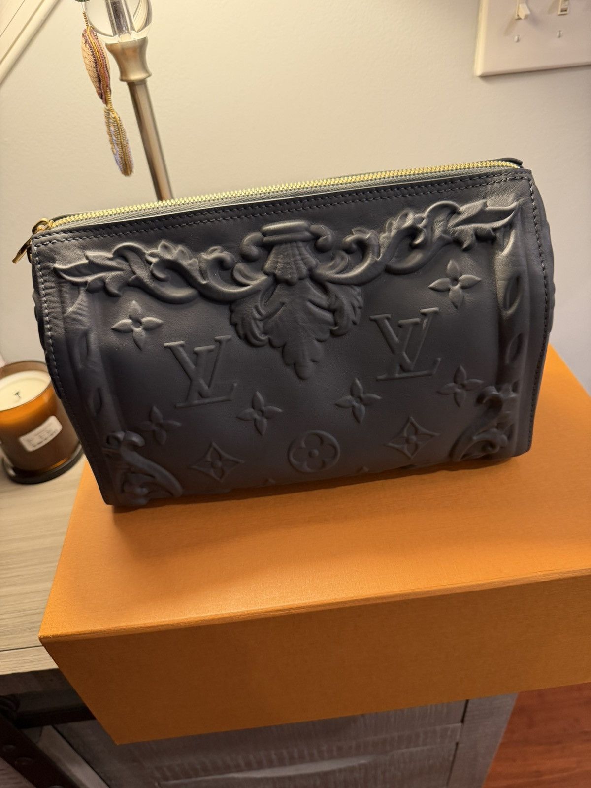 Louis Vuitton Louis Vuitton City Keepall Size ONE SIZE - 1 Thumbnail