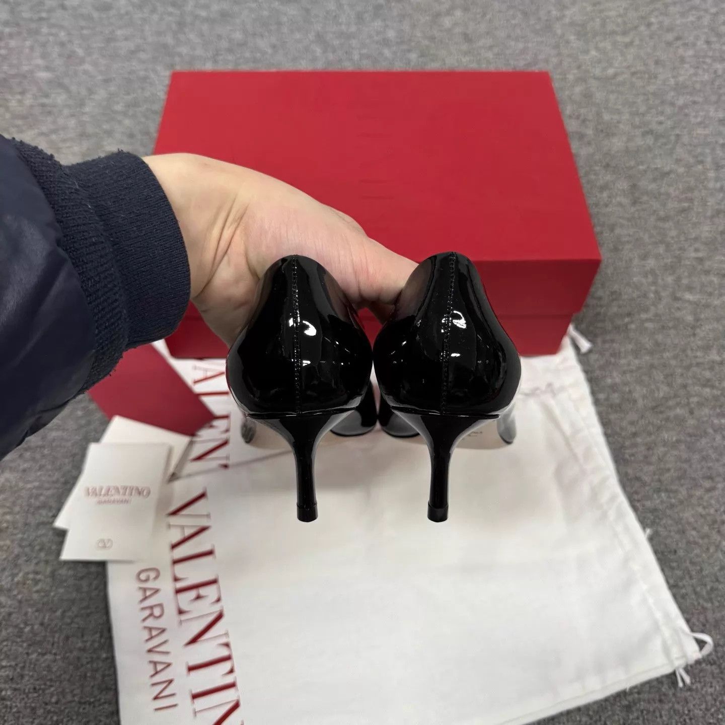 Valentino Valentino Black Patent Gold Rivet Pointed Toe Heels 37 NWB Size US 6.5 / IT 36.5 - 4 Thumbnail