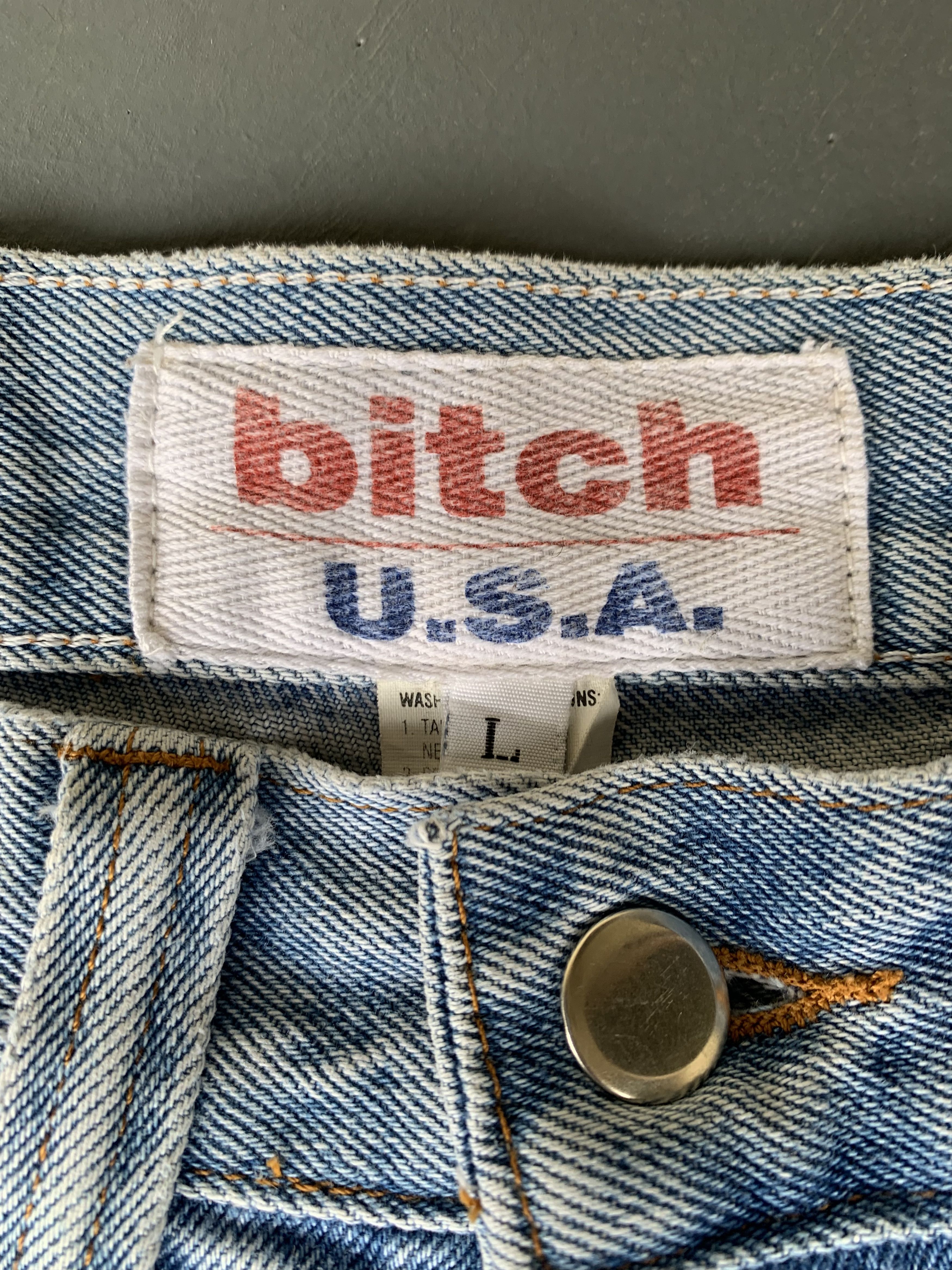 Girl Skateboards [SOLD] RARE vintage bitch skateboard short pants Size US 32 / EU 48 - 3 Thumbnail
