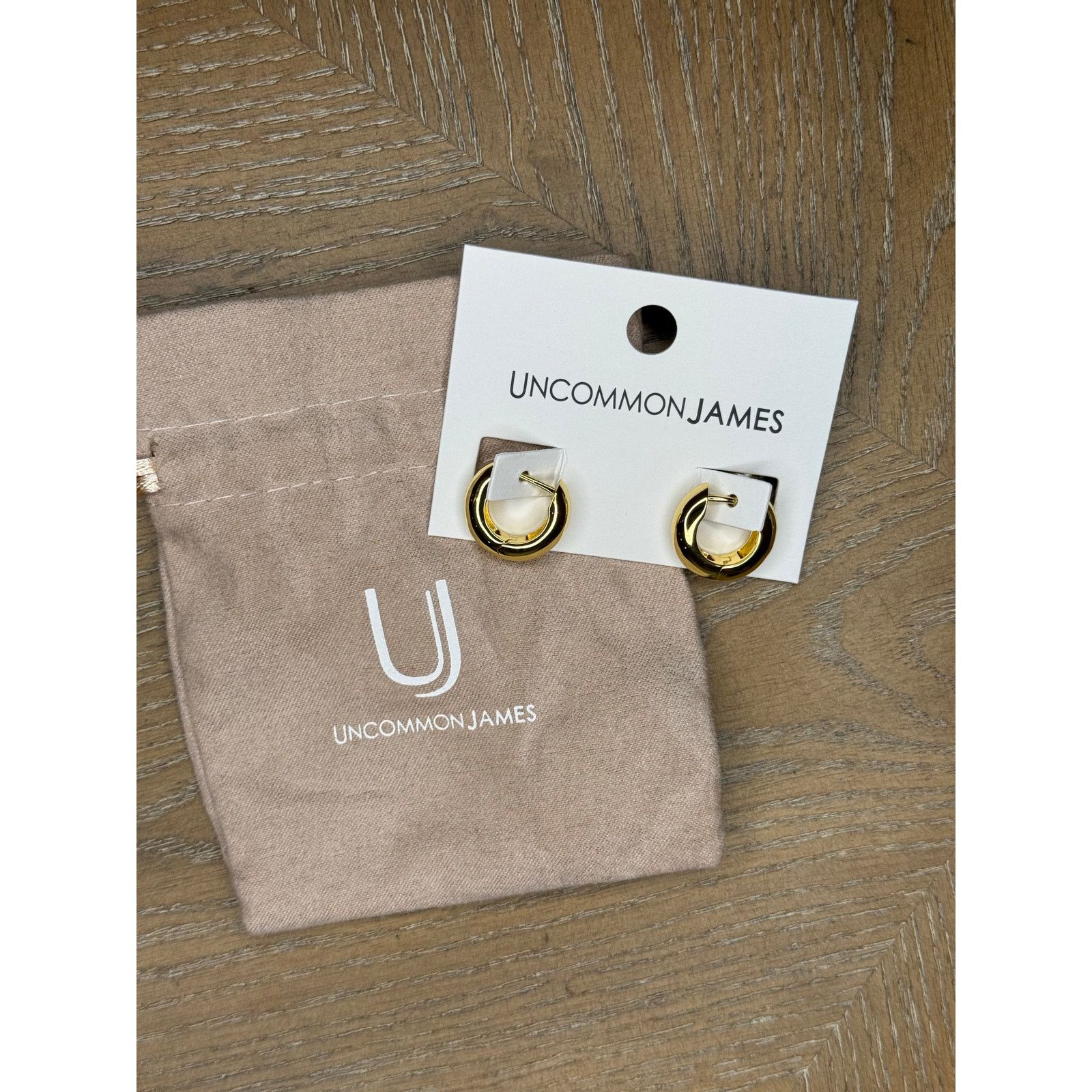 Other Uncommon James Gold Tone Chunky Hoop Earrings Minimalist Size ONE SIZE - 3 Thumbnail