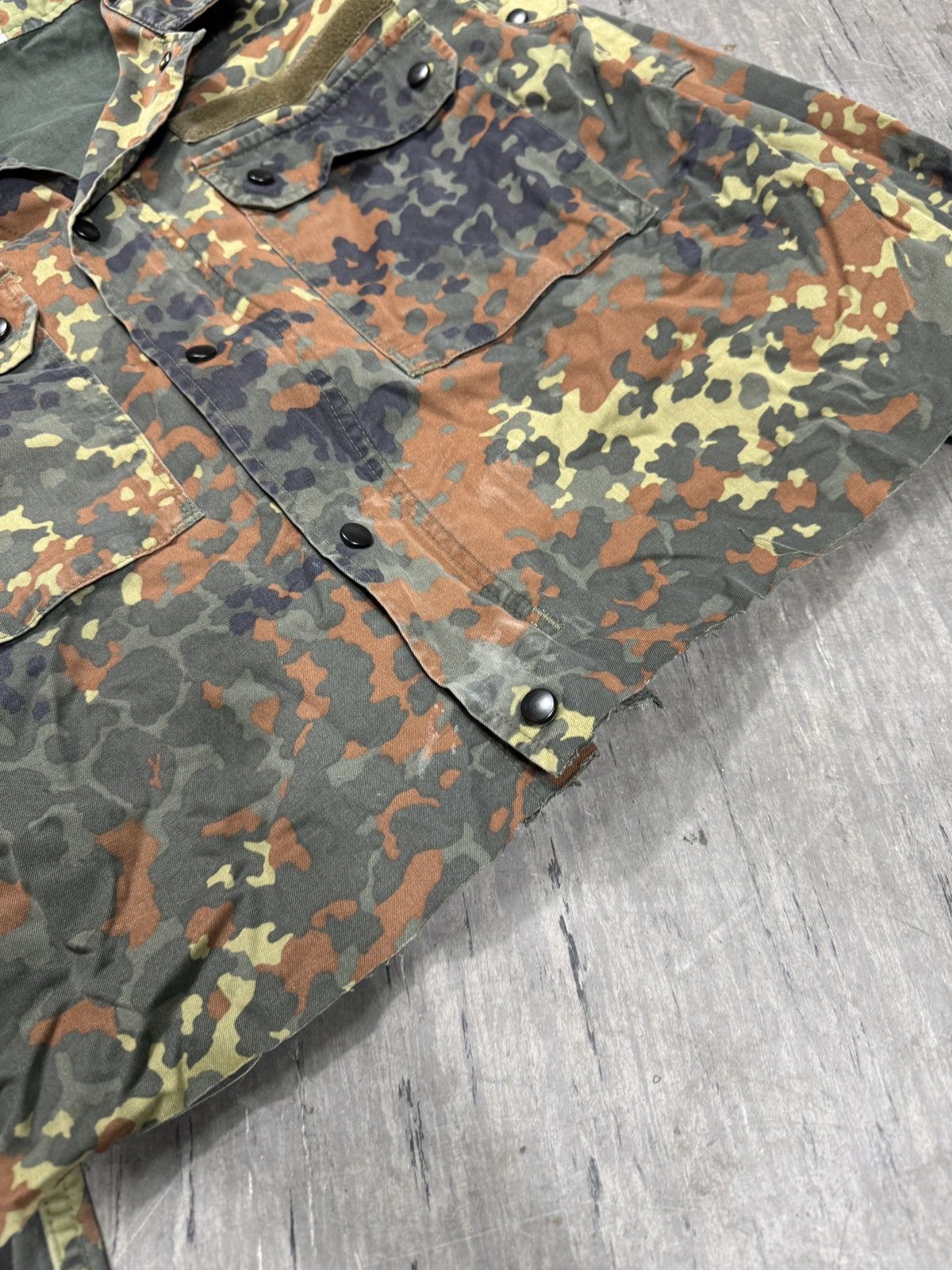 Japanese Brand ᶠᵃⁿᶜʸᵍᵘʸBOXY Army Shirt Vintage Cropped Button Up 90s 80 Size US M / EU 48-50 / 2 - 3 Thumbnail