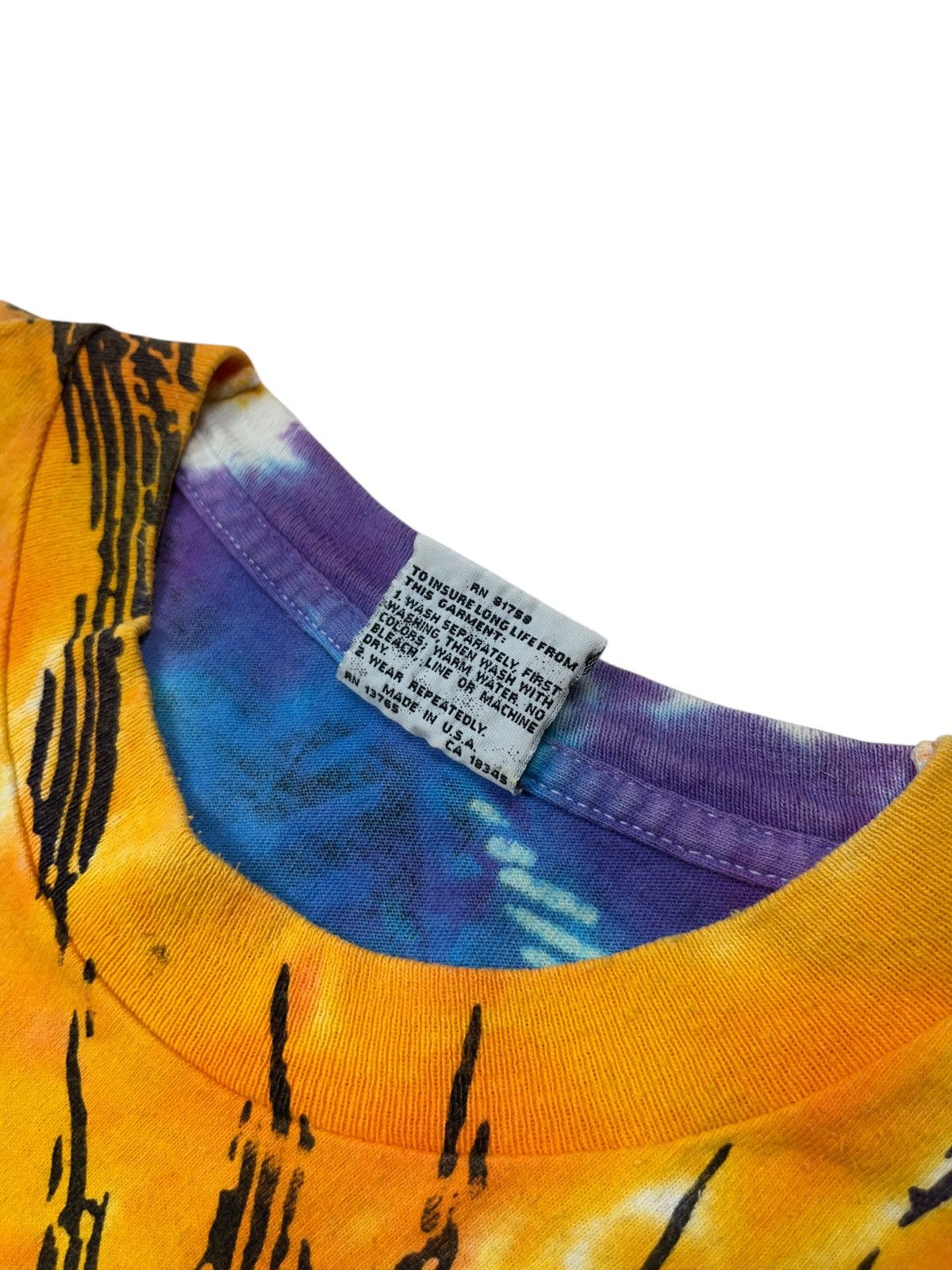 Liquid Blue Vintage 1992 Liquid Blue Sun/Moon All Over Print T-shirt Size US XL / EU 56 / 4 - 8 Thumbnail