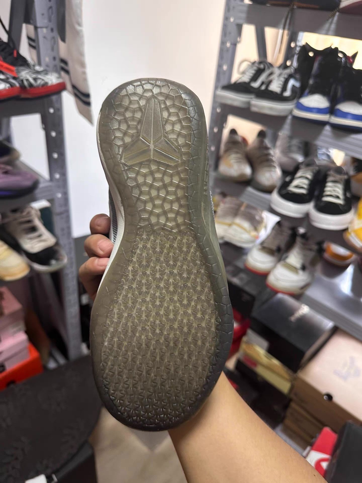 Nike Kobe AD Cool Grey Ｑ20 Size US 7.5 / EU 40-41 - 7 Thumbnail