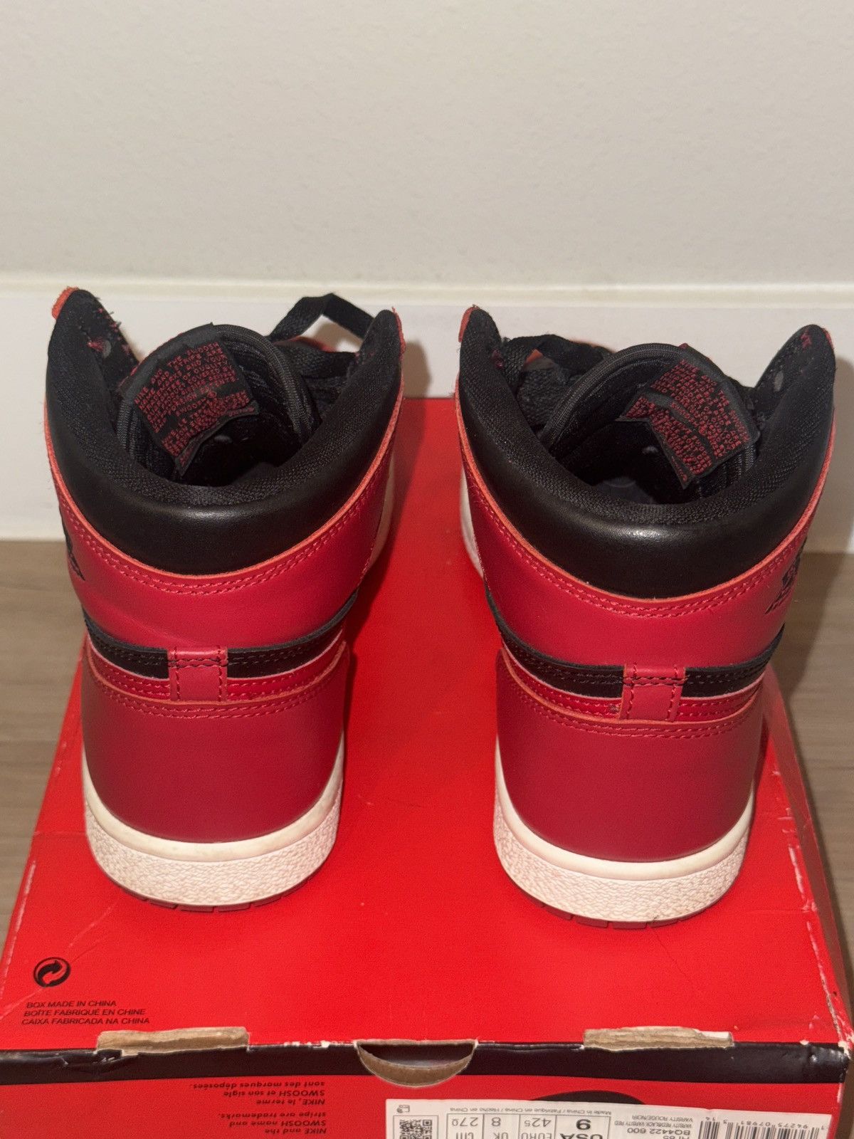 Jordan Brand Air Jordan 1 Retro High ‘85 OG ‘Varsity Red’ Size US 9 / EU 42 - 4 Thumbnail