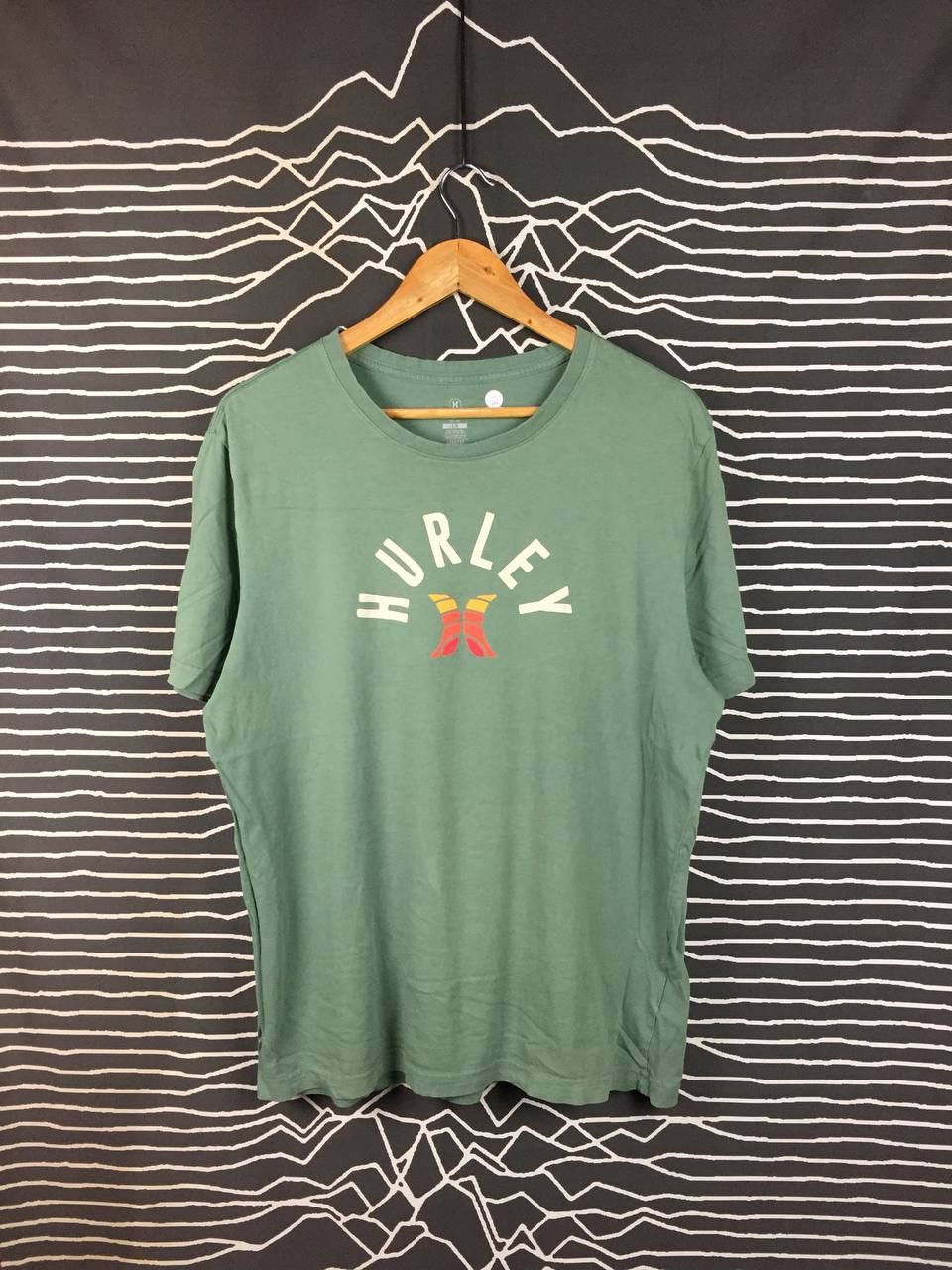 Hurley Hurley Arched Logo Surf Skate Graphic Tee Size L Size US L / EU 52-54 / 3 - 2 Thumbnail