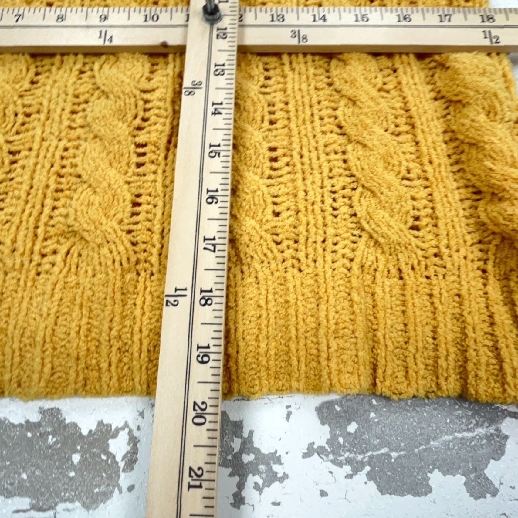 American Eagle Outfitters American Eagle Outfitters Sweater Women XS Yellow Chunky Cable Knit Crew Neck Pullover Casual Workwear Knit All Seasons Regular Small Business) Size XS / US 0-2 / IT 36-38 - 7 Thumbnail