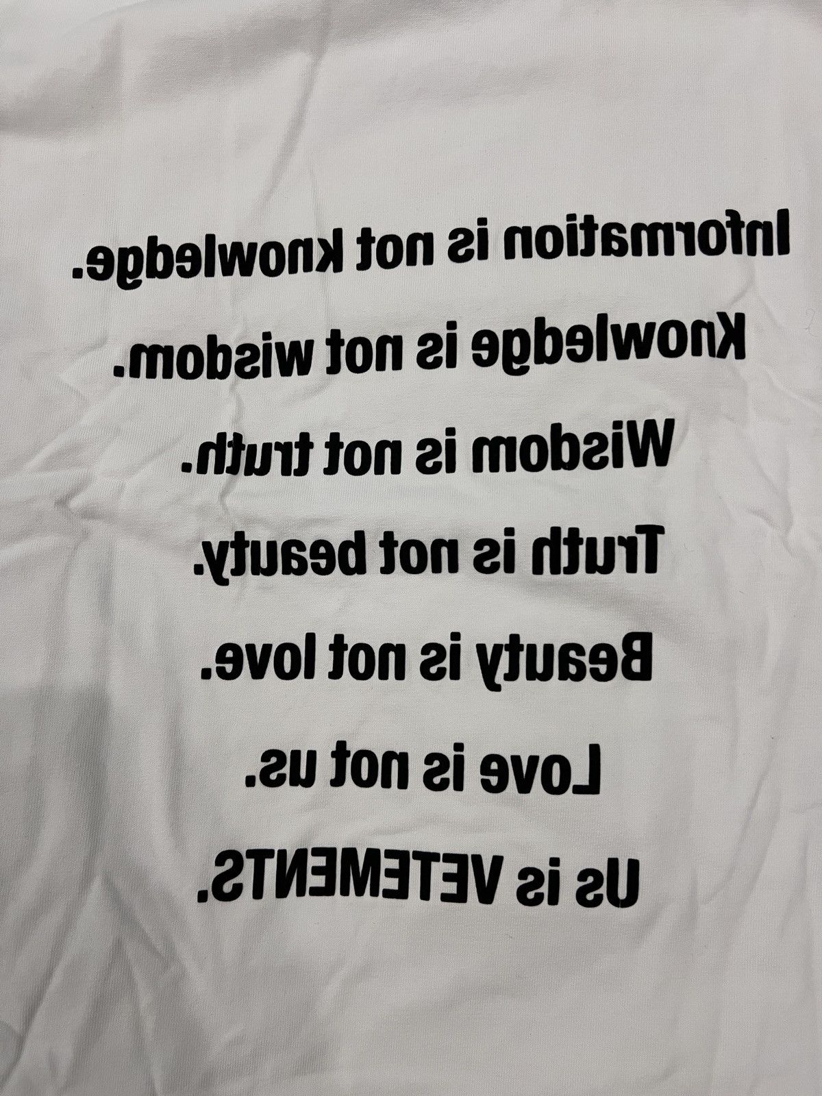 Vetements Vetements FW21 “Information Is Not Knowledge” T-Shirt Size US L / EU 52-54 / 3 - 9 Thumbnail