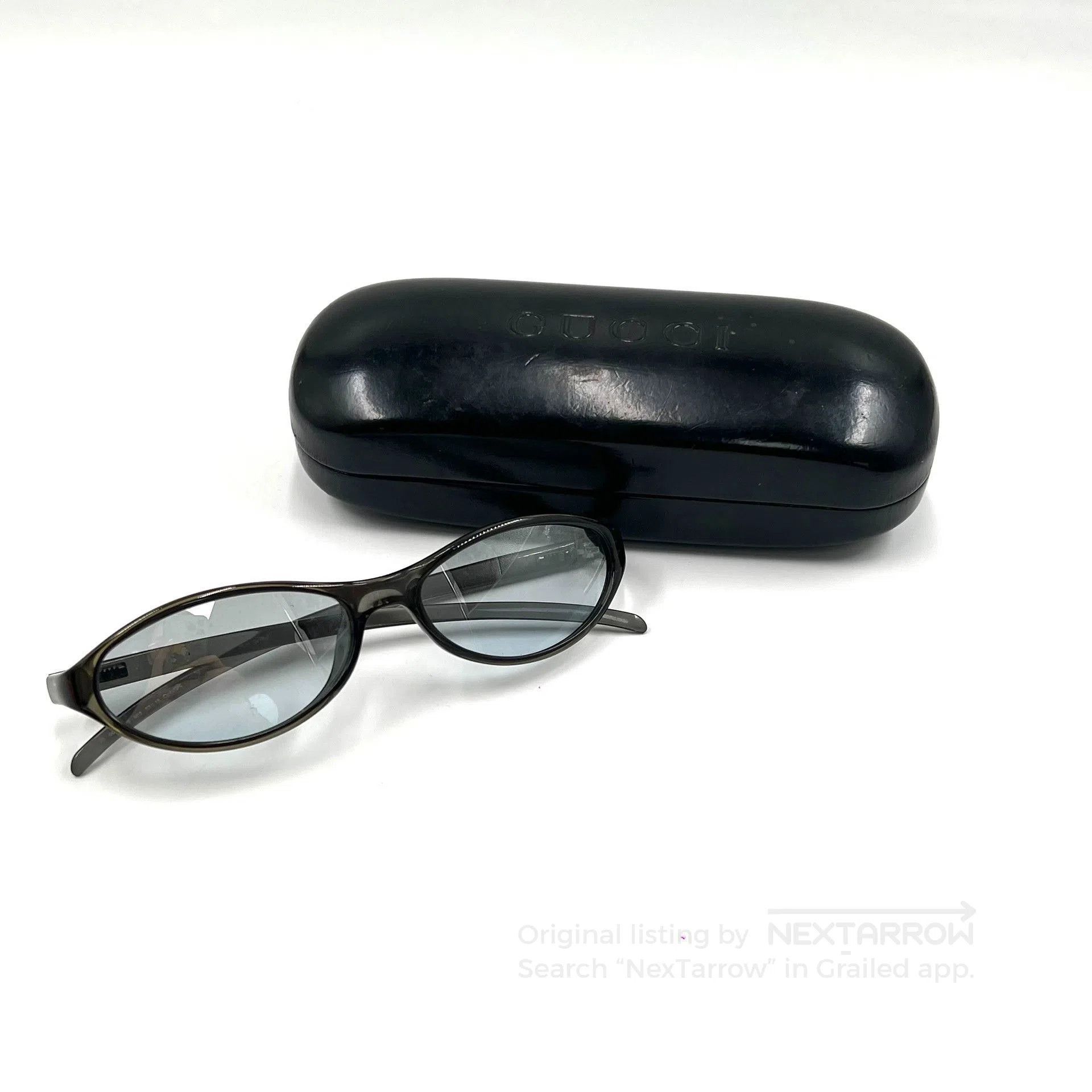 Gucci Gucci Black Cat-Eye Narrow-Frame Sunglasses. Size ONE SIZE - 1 Thumbnail