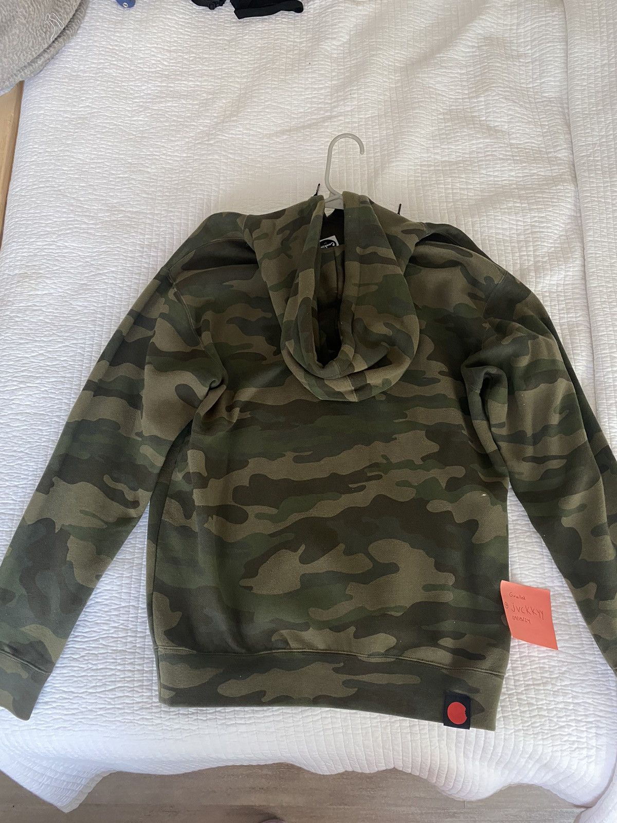 Camo sweatshirt american eagle sales