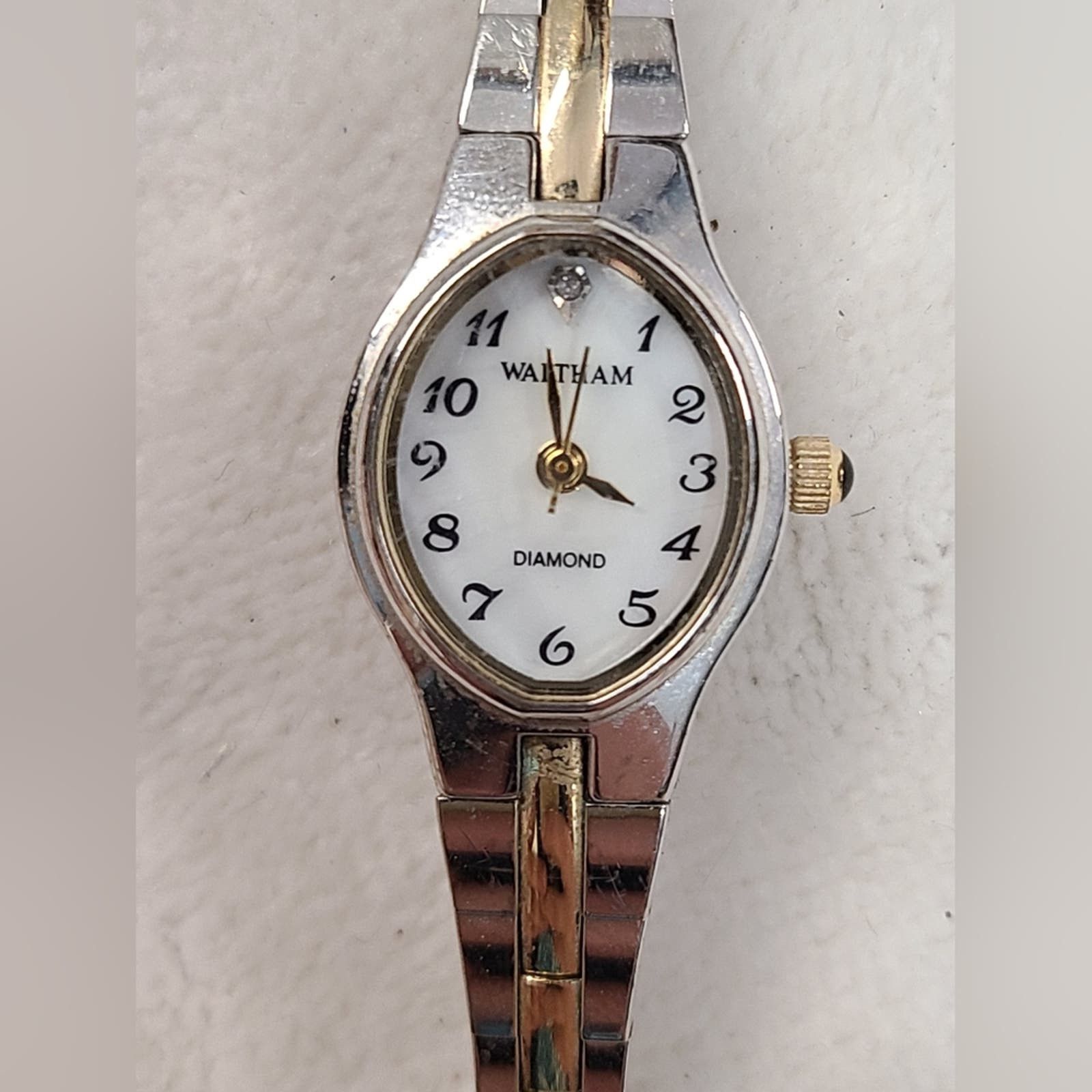 Vintage Vintage Waltham Women's Two Tone Watch WAW018 Size ONE SIZE - 1 Thumbnail