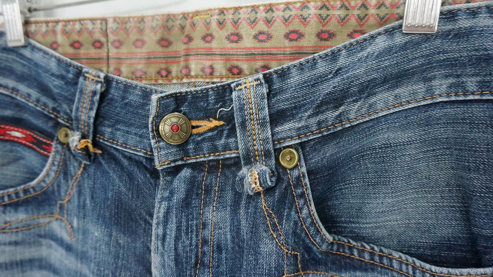 Edwin Rare 🔥 NAVAJO Design EDWIN Exclusive Vintage XV Jeans Size US 31 - 7 Thumbnail