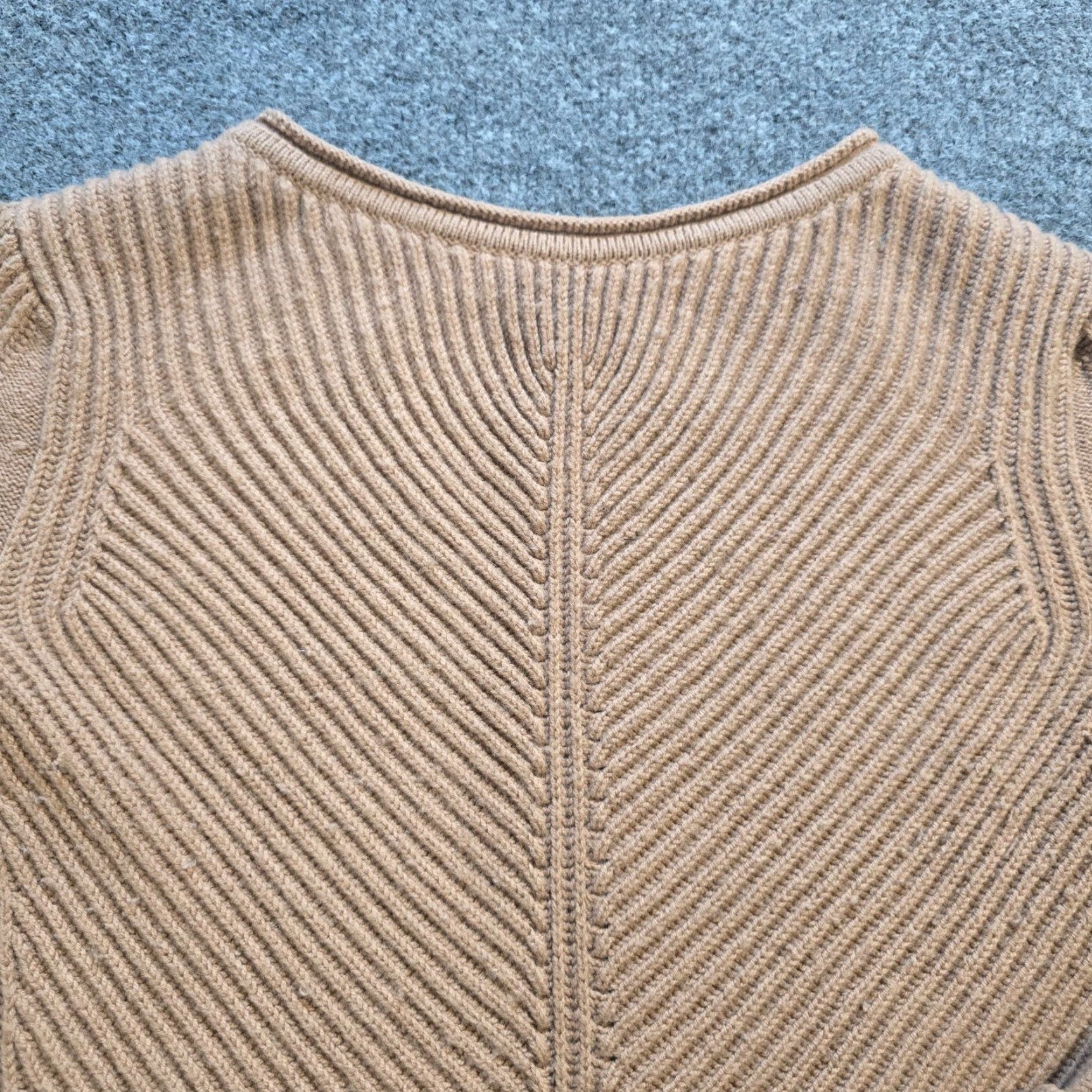 Vince Vince Sweater Womens Size Medium Beige Brown Wool Cashmere Ribbed Pullover Casual Wide Ribbed Knit Size M / US 6-8 / IT 42-44 - 2 Thumbnail