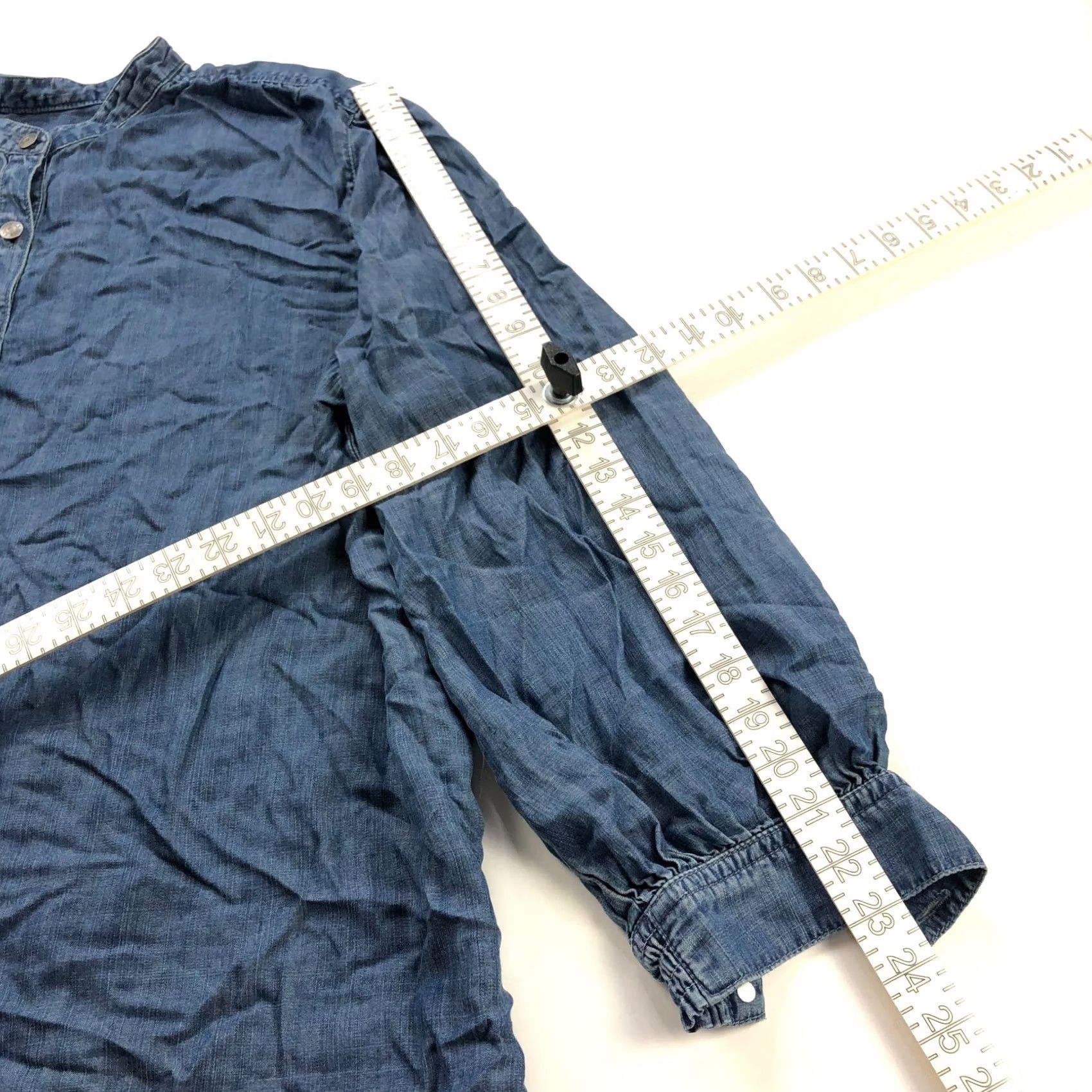 Vintage Chico's Chambray Lyocell Button Long Sleeve Shirt Blouse Blue - 4 US 20 Women’s Clothing Shirt Blouse Casual Series Size 3XL / US 20-22 - 4 Thumbnail