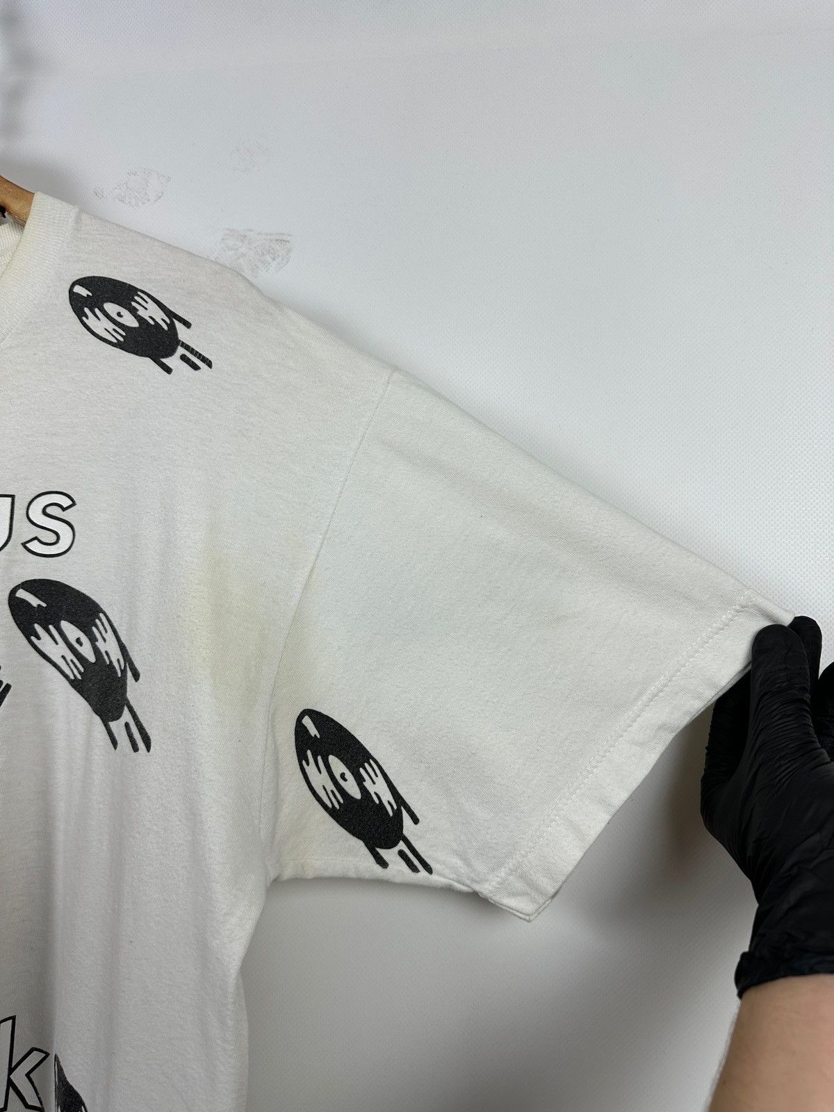 Rap Tees 1995 Vintage Nervous New York Records Rap T-Shirt Size US XL / EU 56 / 4 - 14 Thumbnail