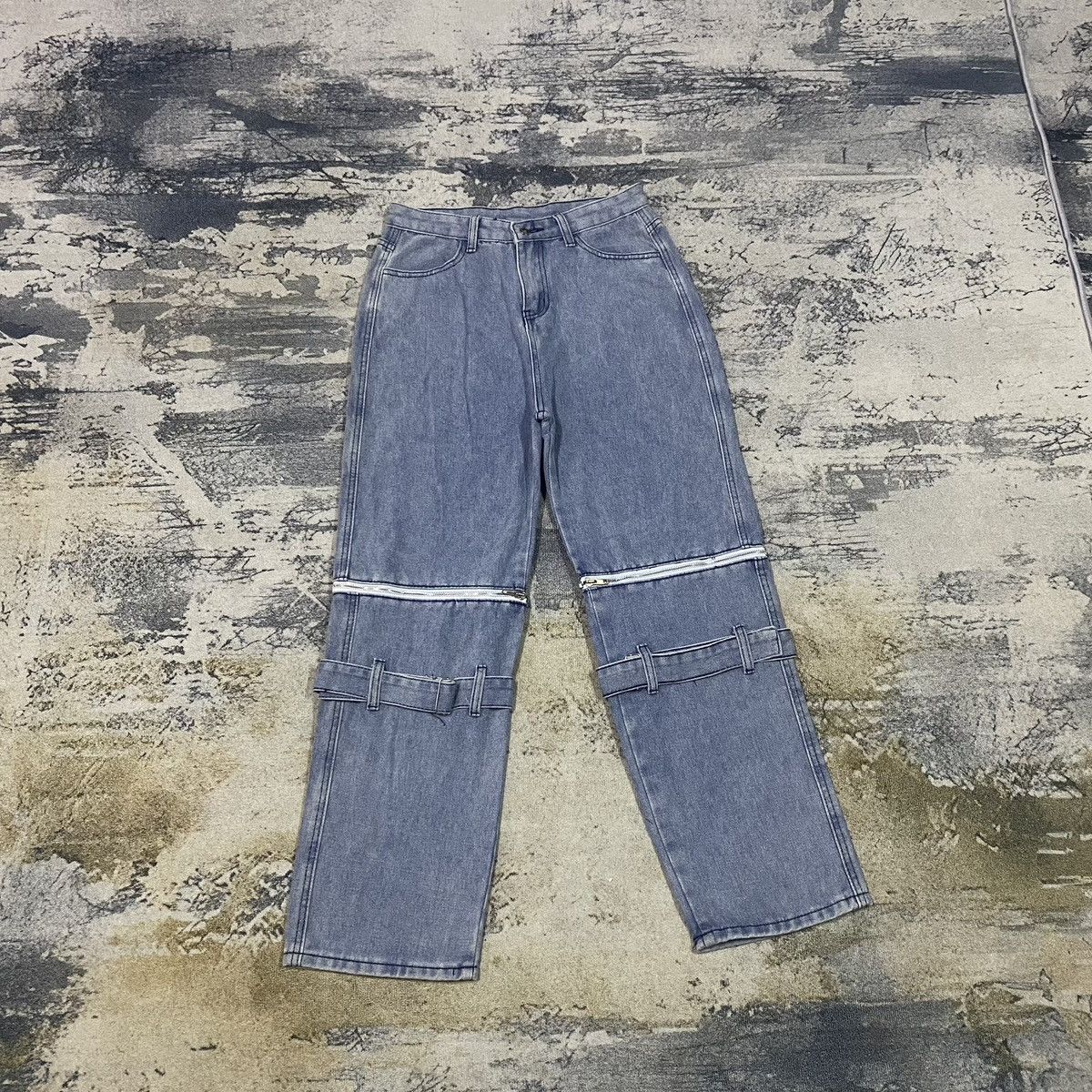 Japanese Brand × Jean × Vintage Vintage Japan Light Washed Oversize Baggy Bondage Denim Jean Size 29" - 1 Thumbnail