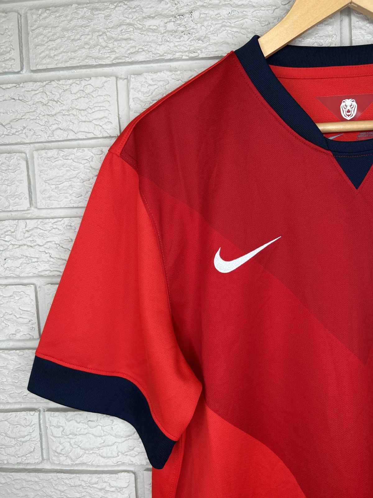 Nike Nike Singapore National Team 2014 Home Jersey Size US XL / EU 56 / 4 - 9 Thumbnail