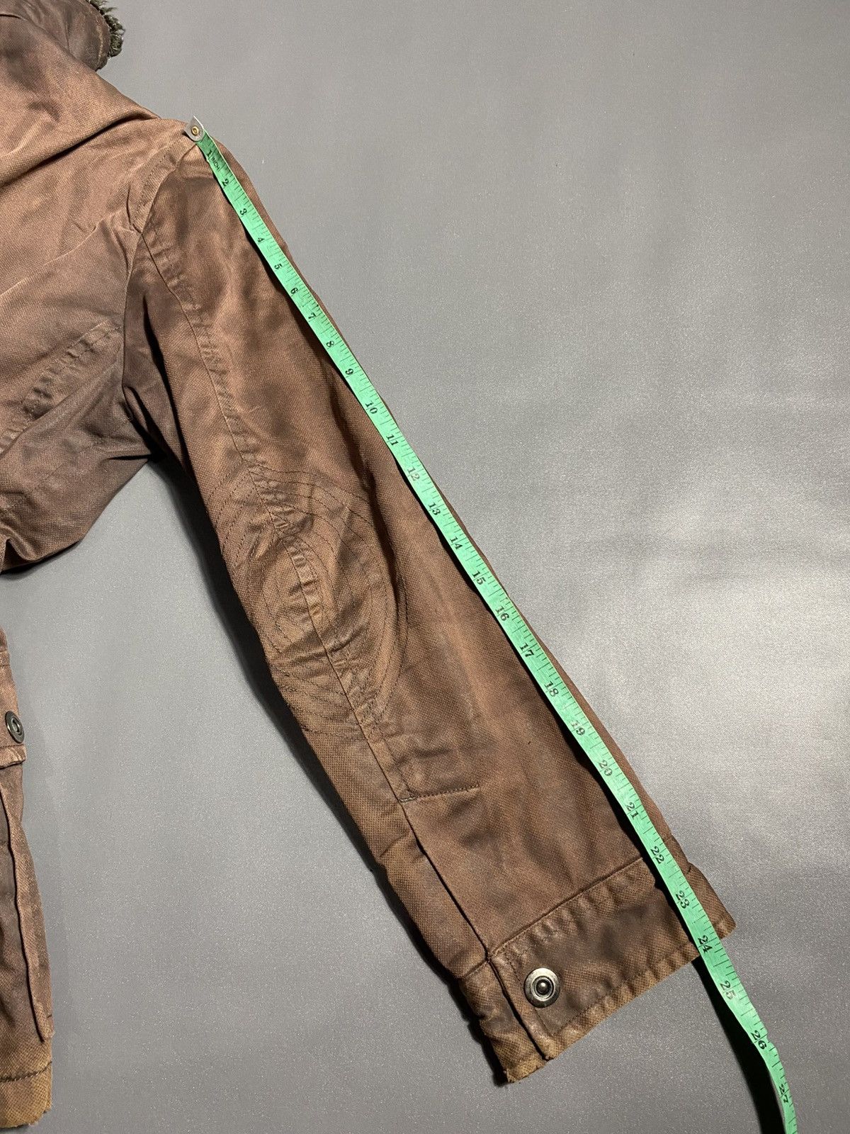 In The Attic In the attic Distressed Waxed Fur Jacket Size US M / EU 48-50 / 2 - 17 Thumbnail