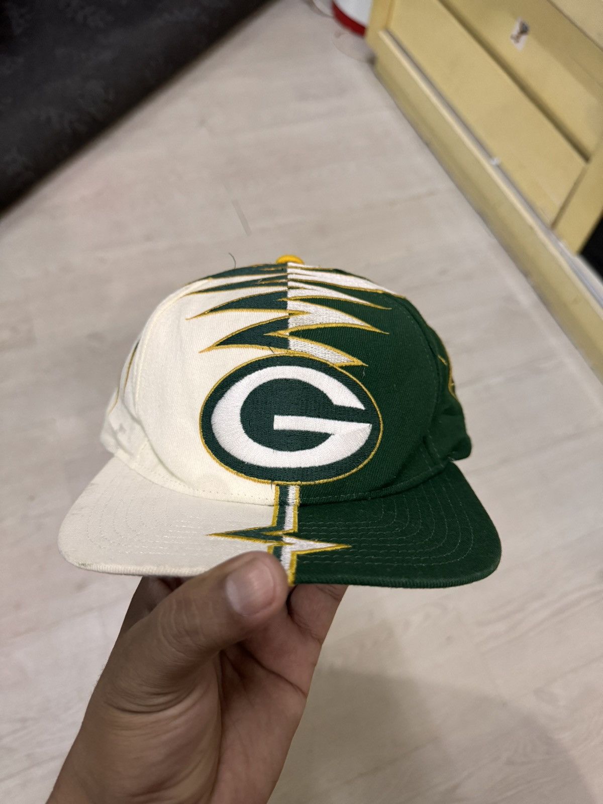 Deals VINTAGE GREEN BAY PACKERS HAT NFL Rare 90's Shock Wave CAP NEW By Starter