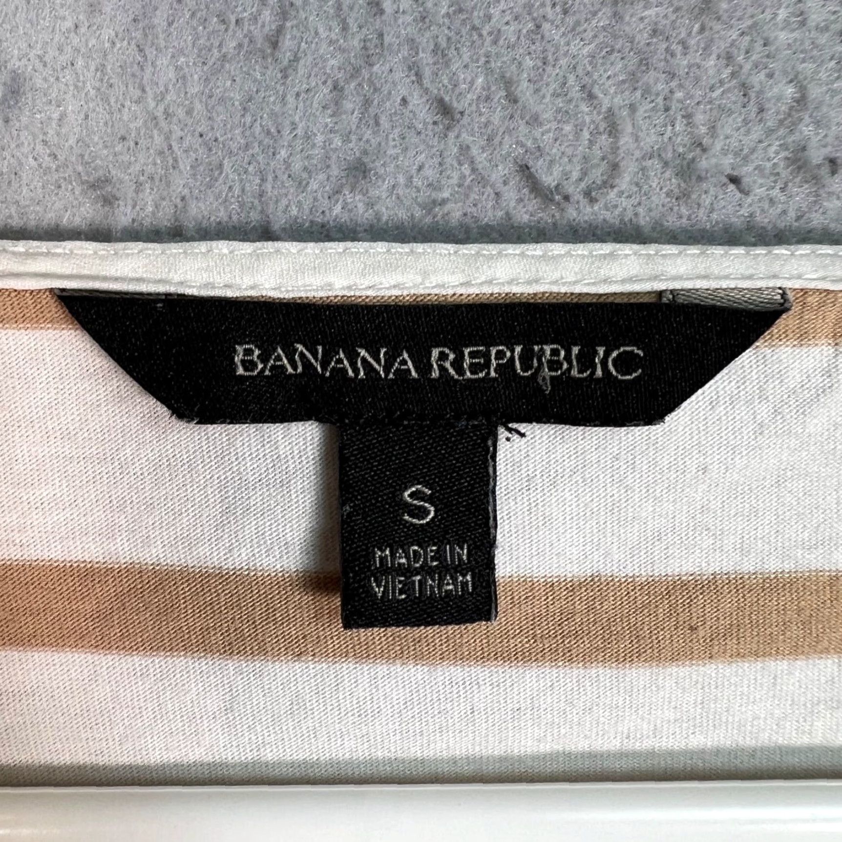 Banana Republic VINTAGE Banana Republic Womens Small Striped Bell Sleeve Top Beige & White 100% Cotton Size S / US 4 / IT 40 - 3 Thumbnail