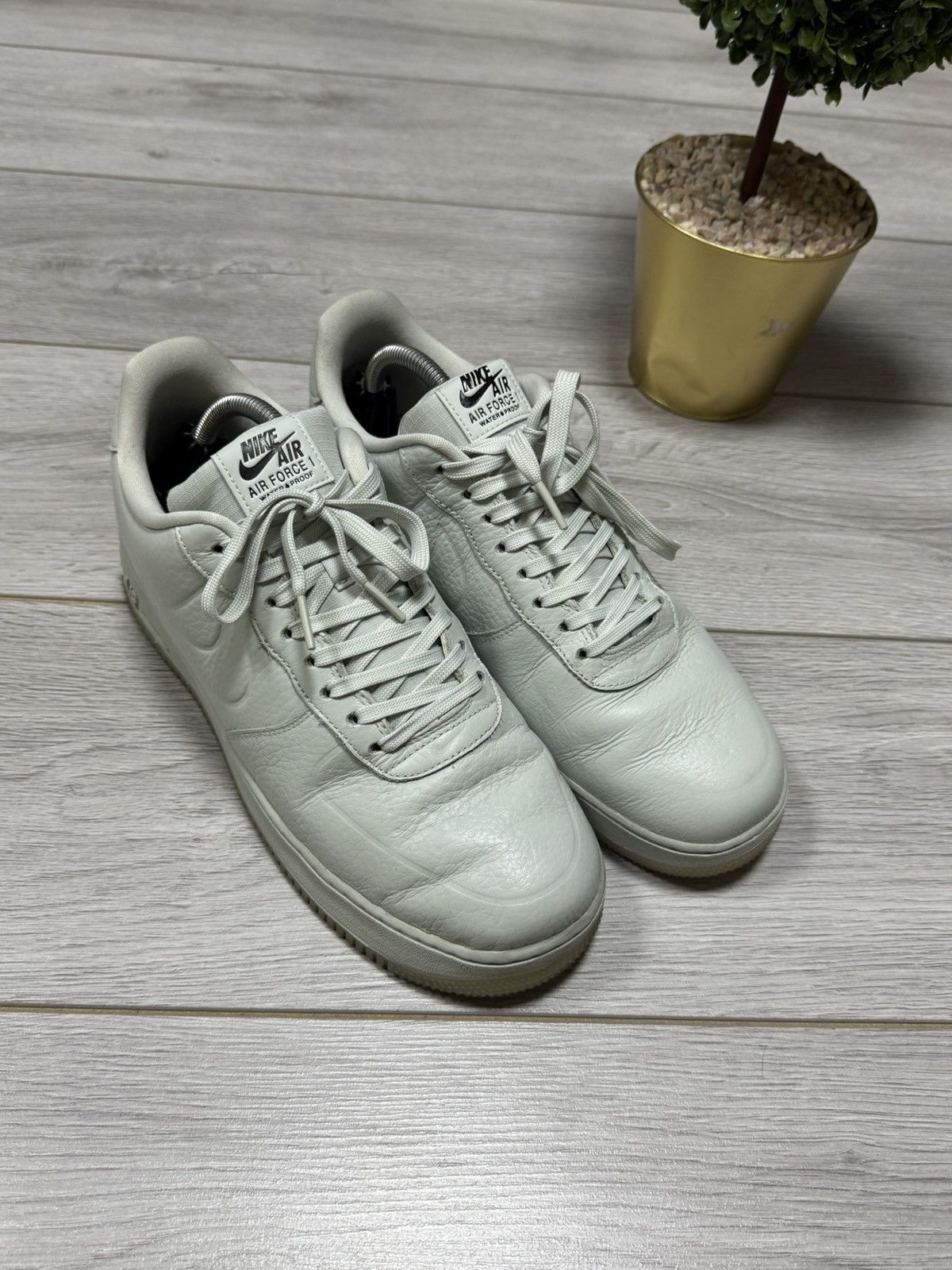 Nike Nike air force waterproof leather sneakers shoes Size US 9.5 / EU 42-43 - 2 Thumbnail