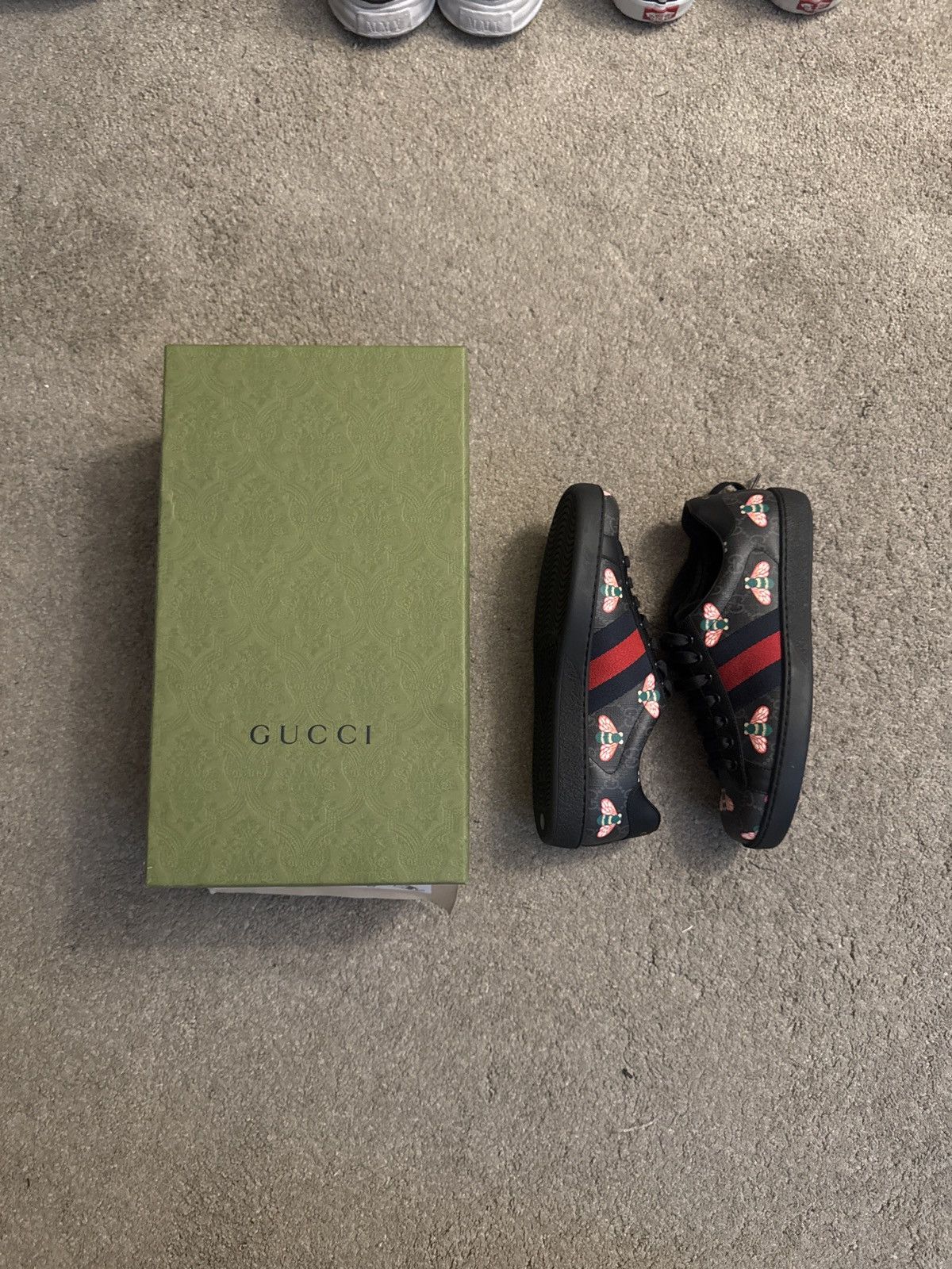 Gucci Ace Bee Print Shoe