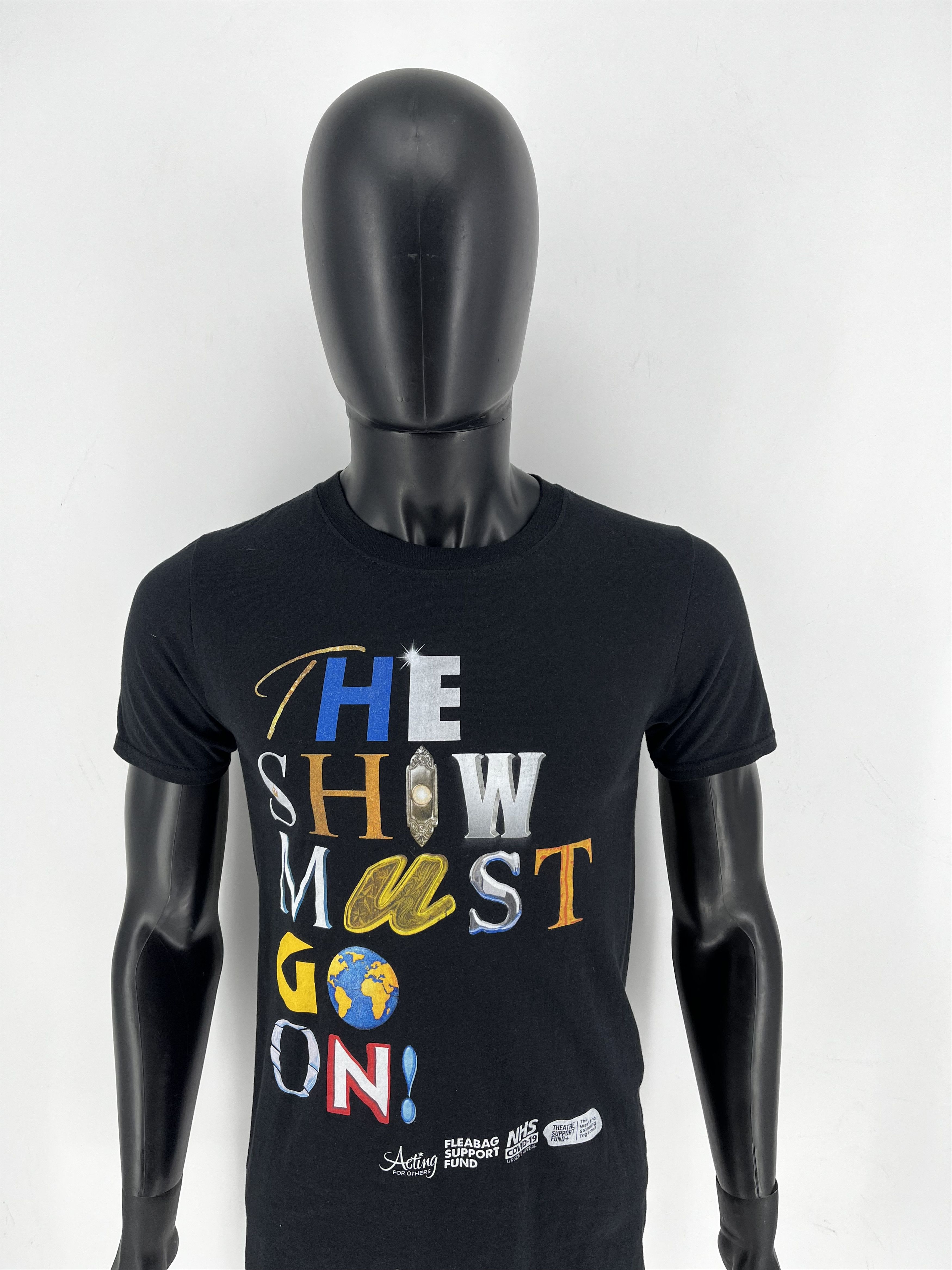 Band Tees Vintage streetwear band rock The show must go on t-shirt Size US S / EU 44-46 / 1 - 6 Thumbnail