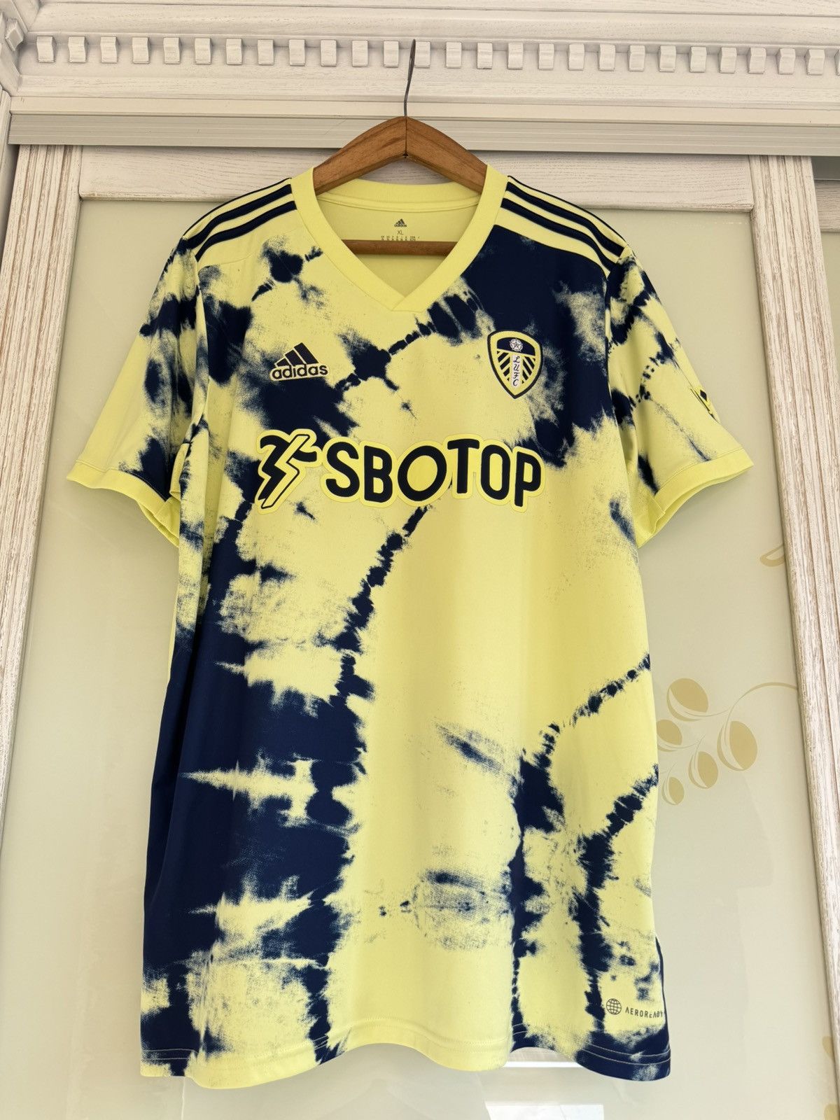 Adidas Leeds United 2022-2023 Away Soccer Jersey Football Kit Shirt Size US XL / EU 56 / 4 - 5 Thumbnail