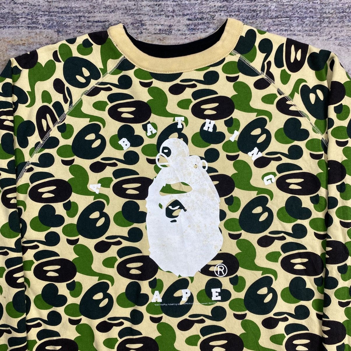 Bape × Nigo Rare Bape x baby milo camouflage reversible sweatshirt Size US L / EU 52-54 / 3 - 5 Thumbnail