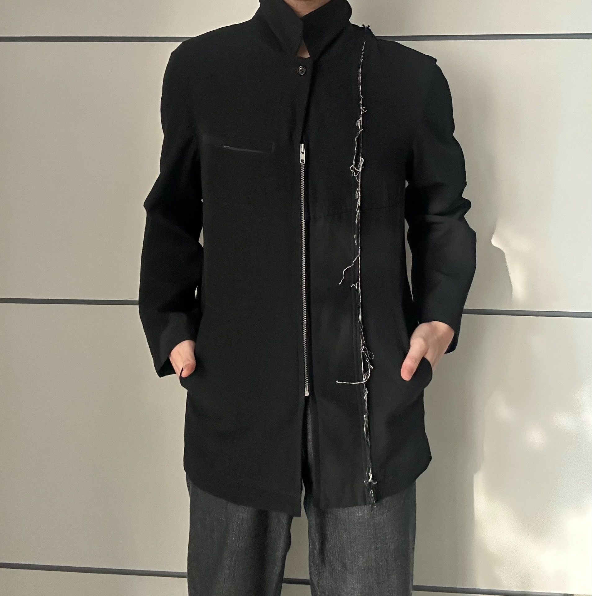 Comme des Garcons Comme des Garcons Mid-field period: Destroy the jacket| Size US M / EU 48-50 / 2 - 8 Thumbnail