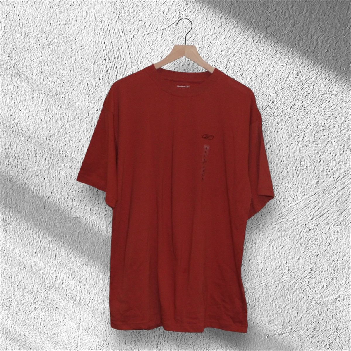 Reebok × Vintage Vintage Y2K Reebok Blank Embroidered Tee Shirt Large Size US L / EU 52-54 / 3 - 1 Thumbnail