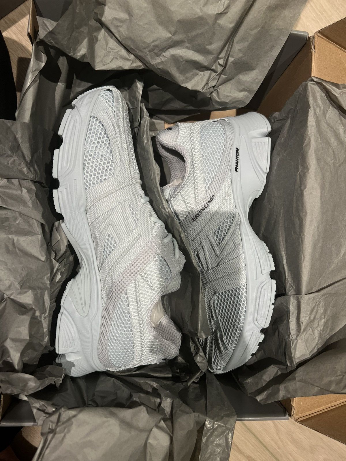 Balenciaga Balenciaga PHANTOM SNEAKER Size US 12 / EU 45 - 1 Thumbnail