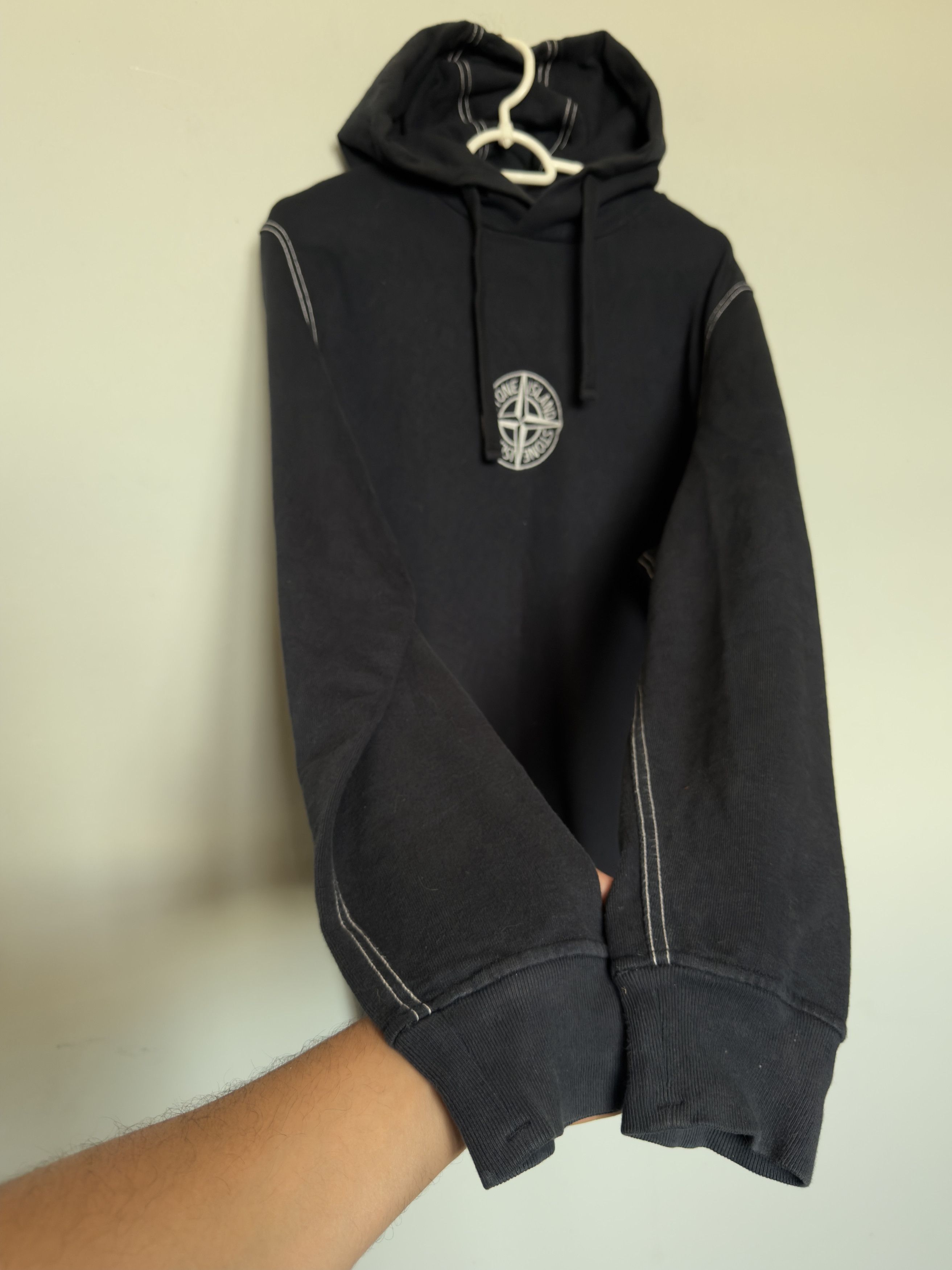Stone Island 🔥 stone island hoodie sweatshirt chest logo size L Size US L / EU 52-54 / 3 - 4 Thumbnail