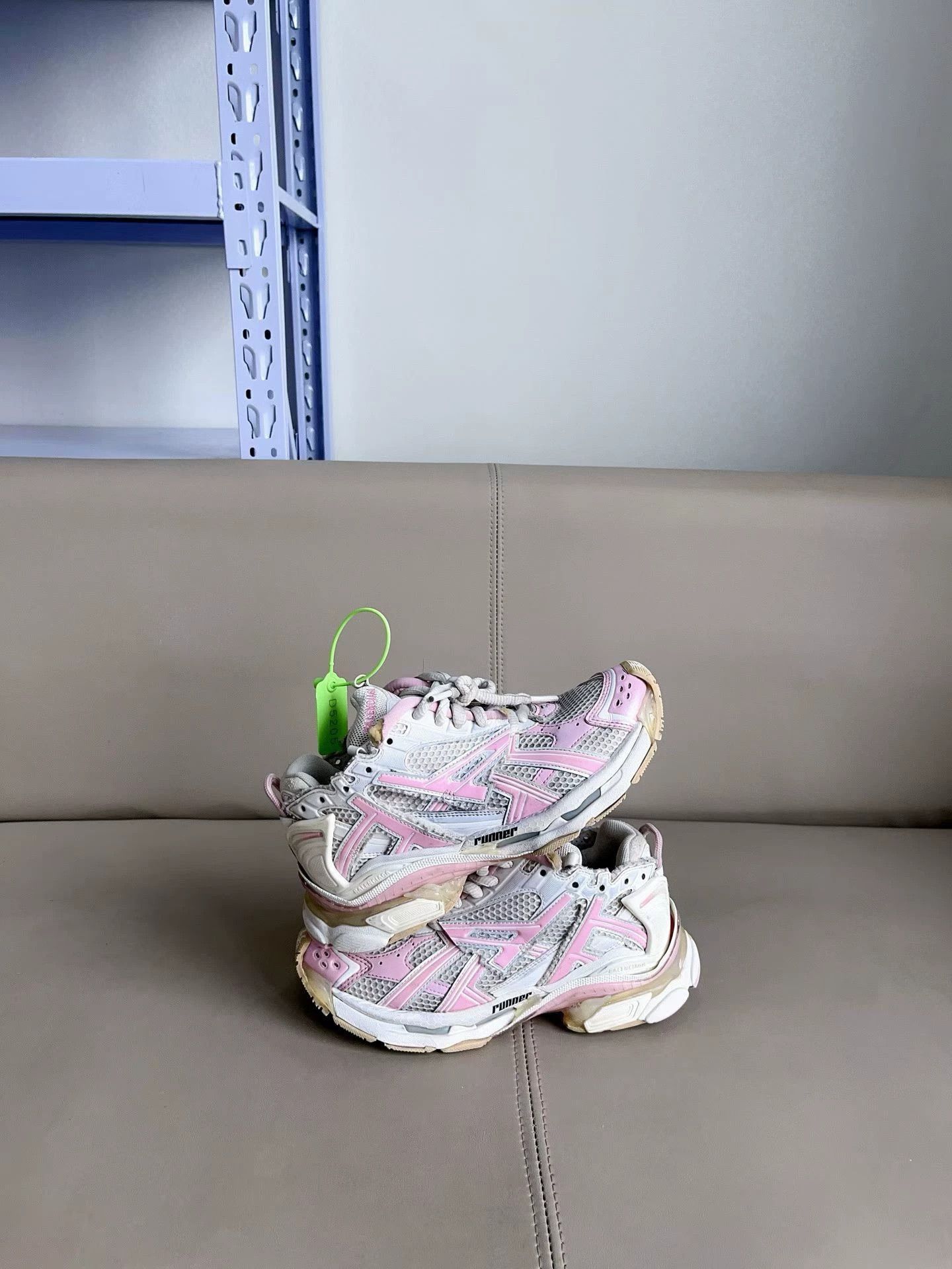 Balenciaga balenciaga low-top sneakers Size US 5.5 / IT 35.5 - 3 Thumbnail