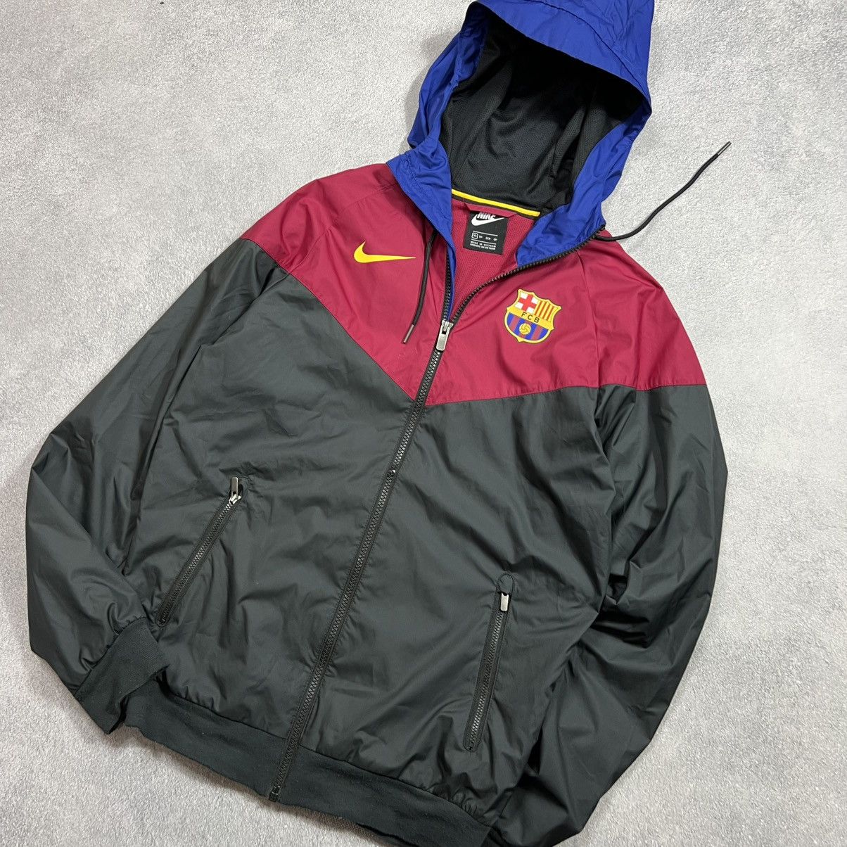 Other 💙❤️Vintage Nike Barcelona Nylon Training Jacket Hype Size US S / EU 44-46 / 1 - 4 Thumbnail