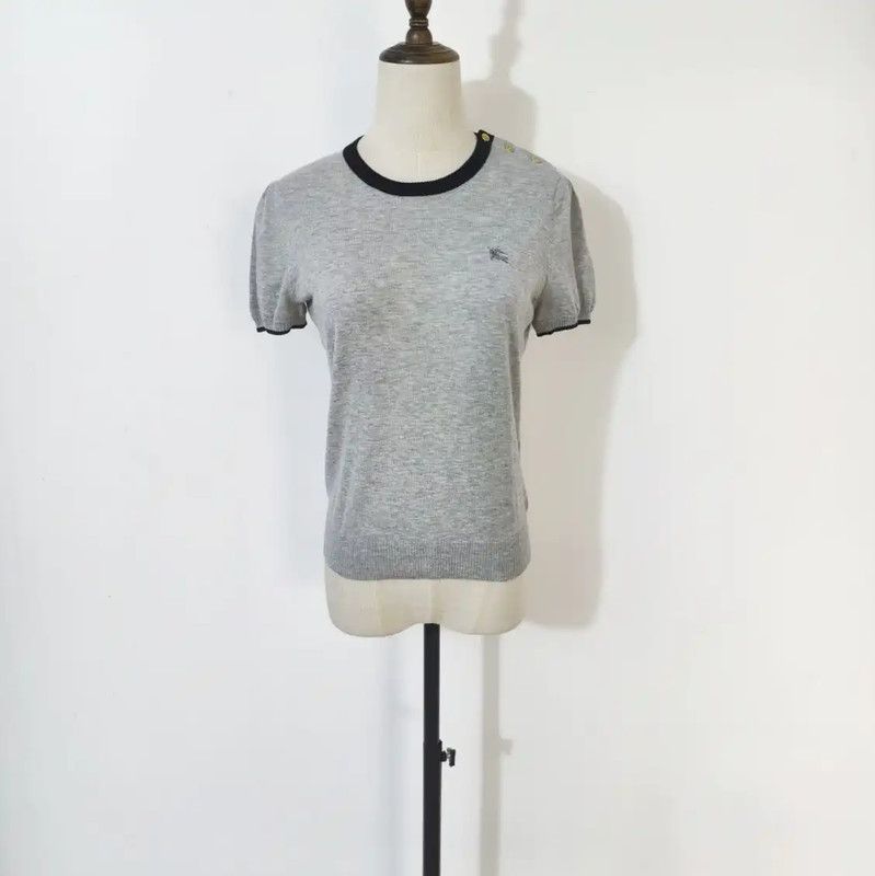 Burberry Burberry Gray Cotton Short Sleeve T-Shirt Size M / US 6-8 / IT 42-44 - 1 Thumbnail