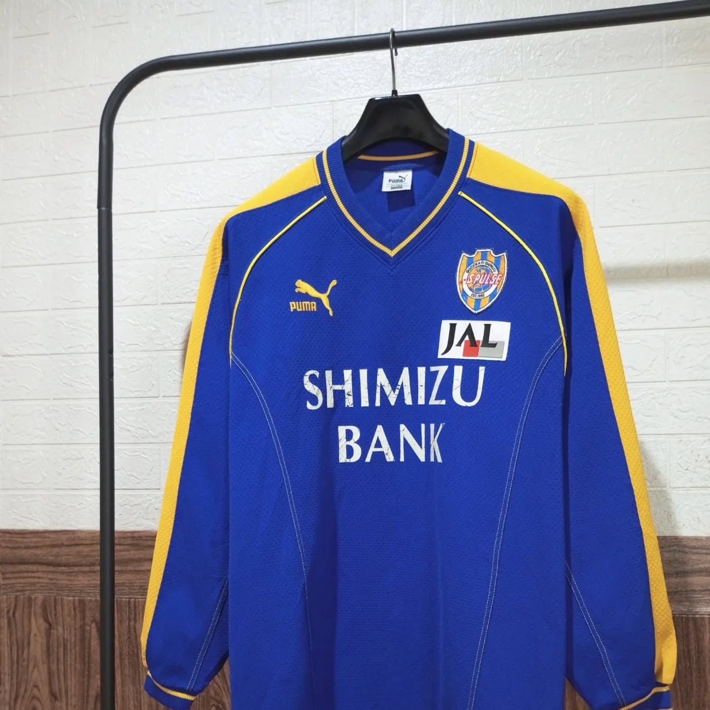Vintage Shimizu S Pulse 1999/2000 GK Jersey Size US XL / EU 56 / 4 - 1 Thumbnail