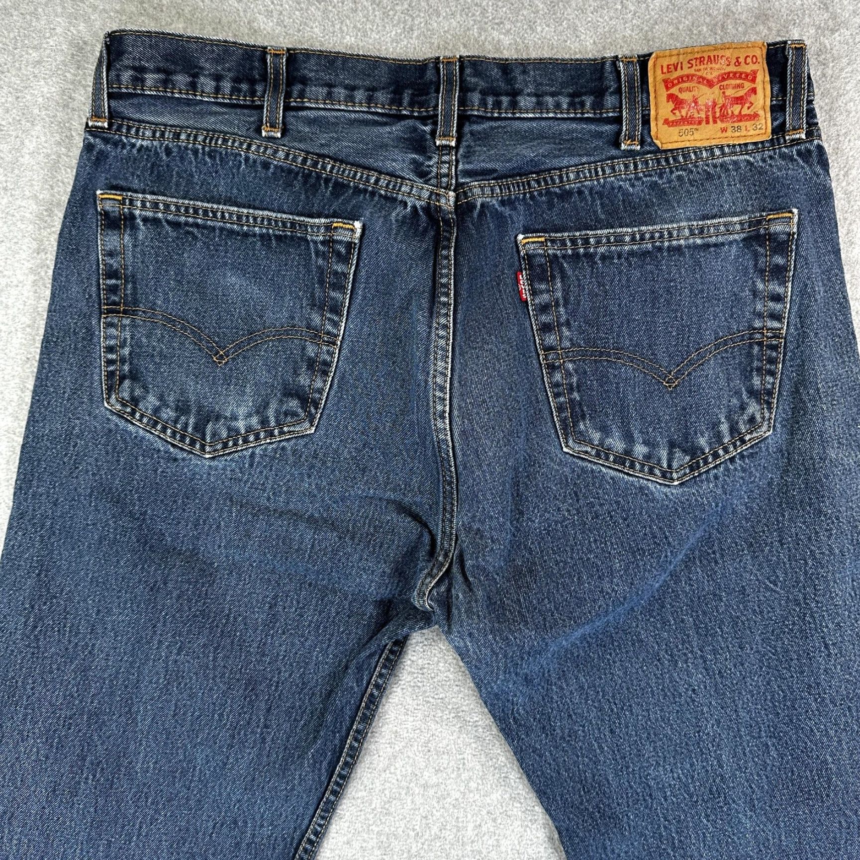 Levi's Levi's 505 Jeans Mens 38x30 Blue Medium Wash Straight Leg Regular Fit Denim Pants Size US 38 / EU 54 - 4 Thumbnail