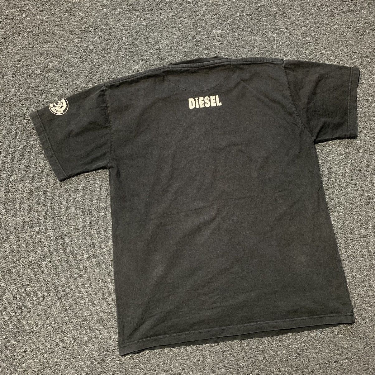 Diesel × Vintage Vintage Diesel y2k Big Logo T-Shirt Size US XXL / EU 58 / 5 - 8 Thumbnail