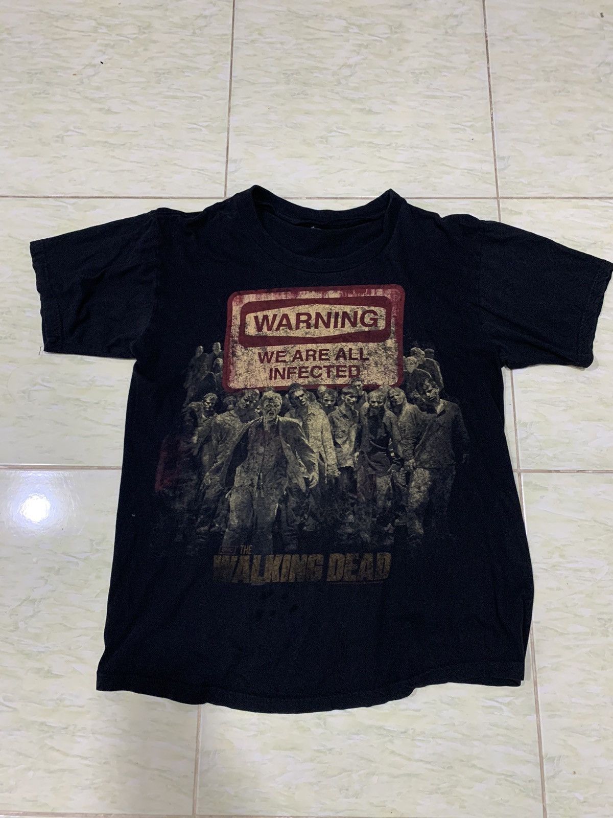 Vintage Vintage Y2K The Walking Dead We Are All Infected Zombies Tee Size US XL / EU 56 / 4 - 6 Thumbnail